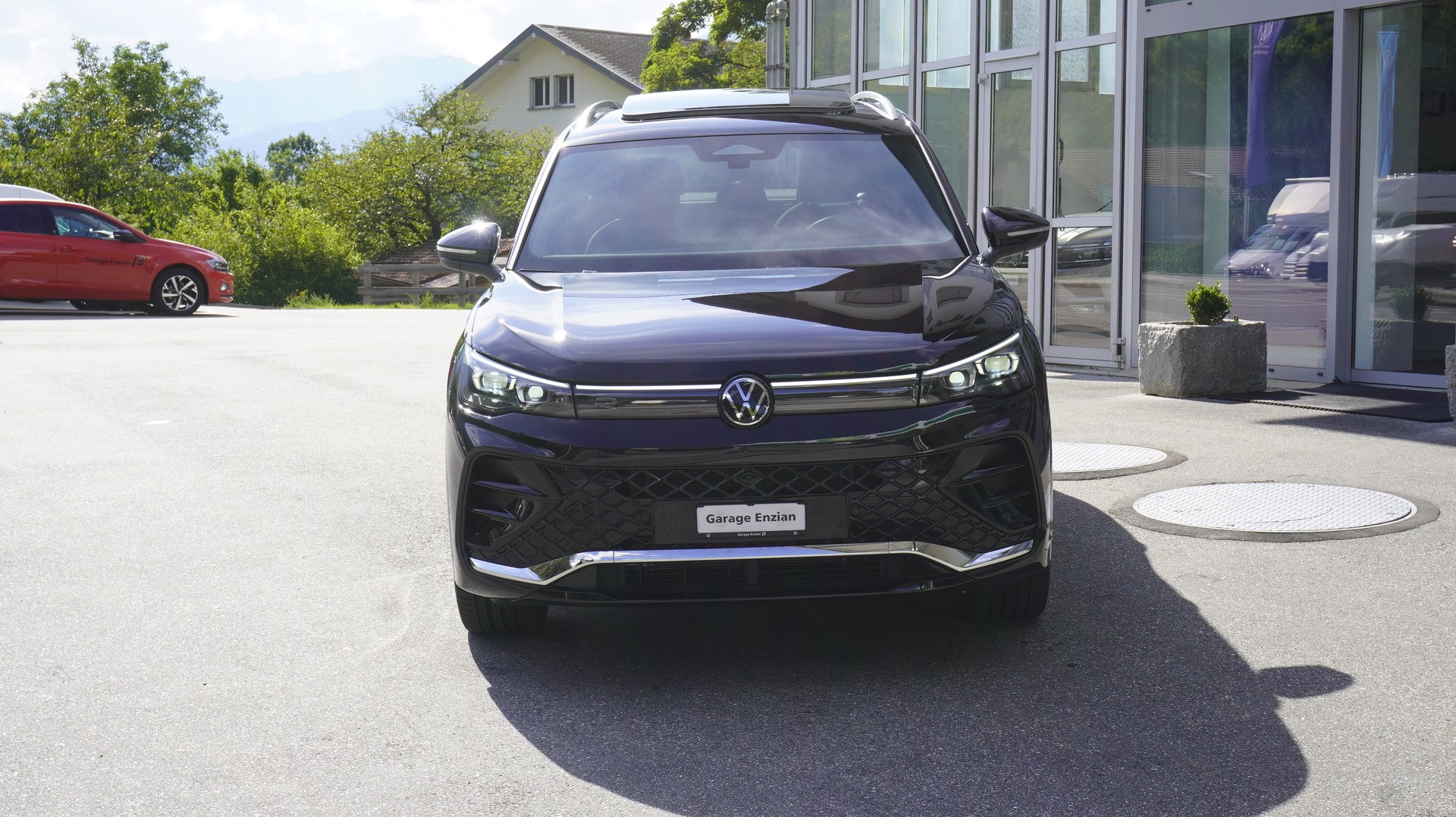 VW Tiguan 2.0 TDI SCR R-Line 4Motion DSG-image-15