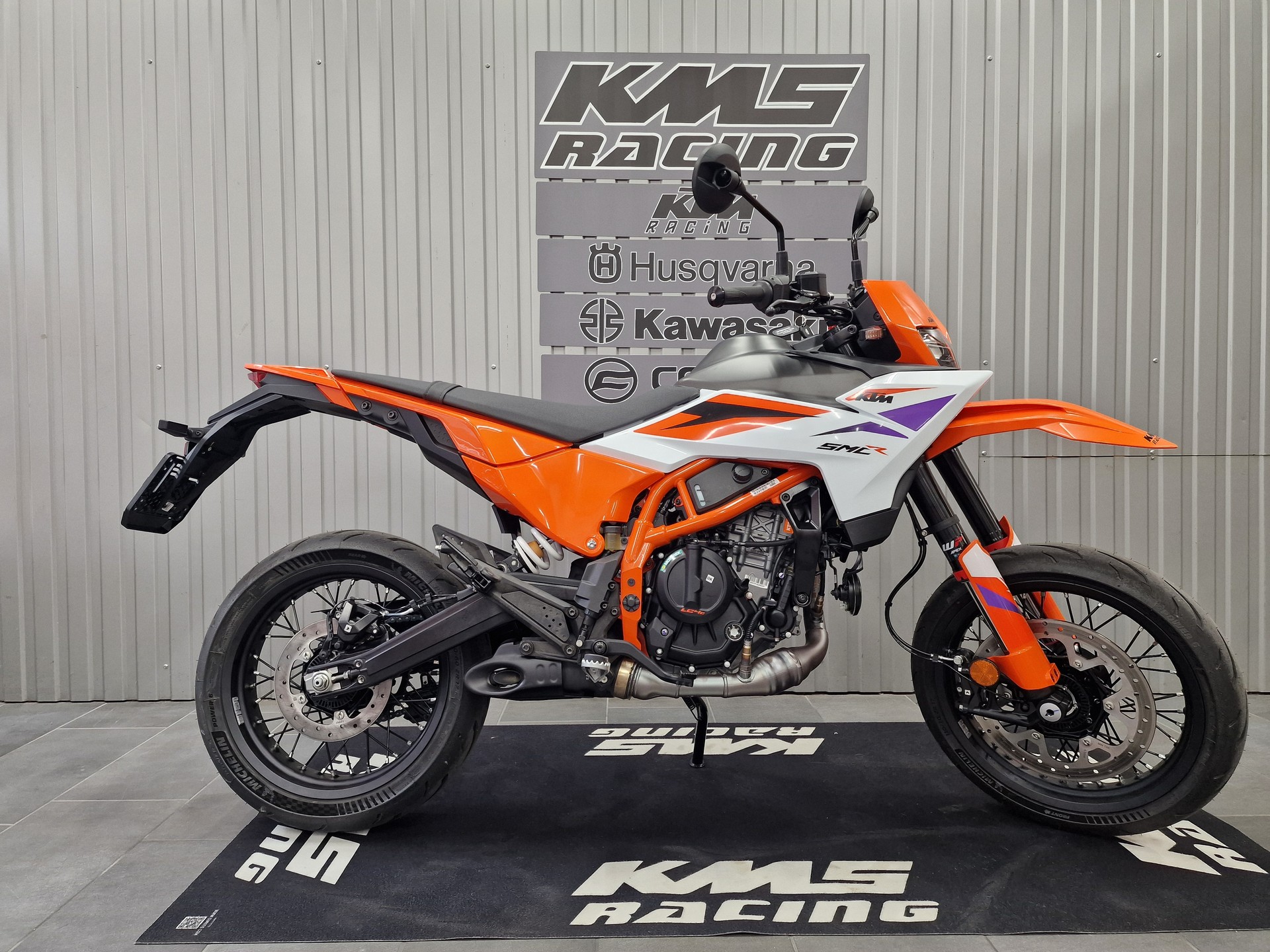 KTM 390 SMC R