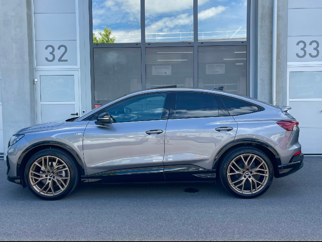 AUDI Q4 Sportback e-tron 50 quattro-image-0