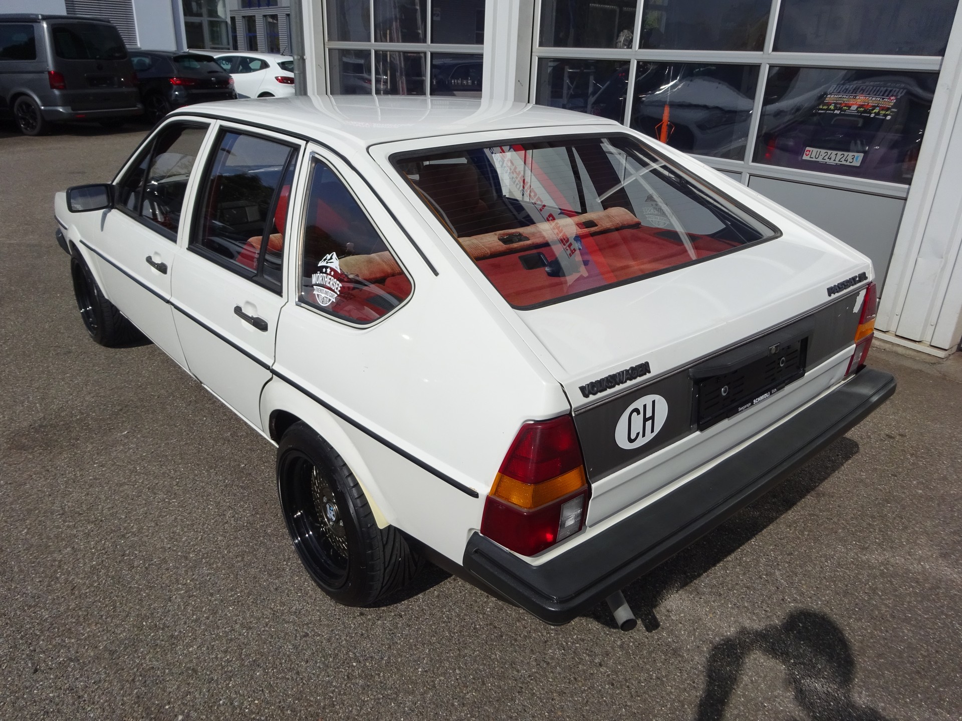 VW PASSAT-image-1
