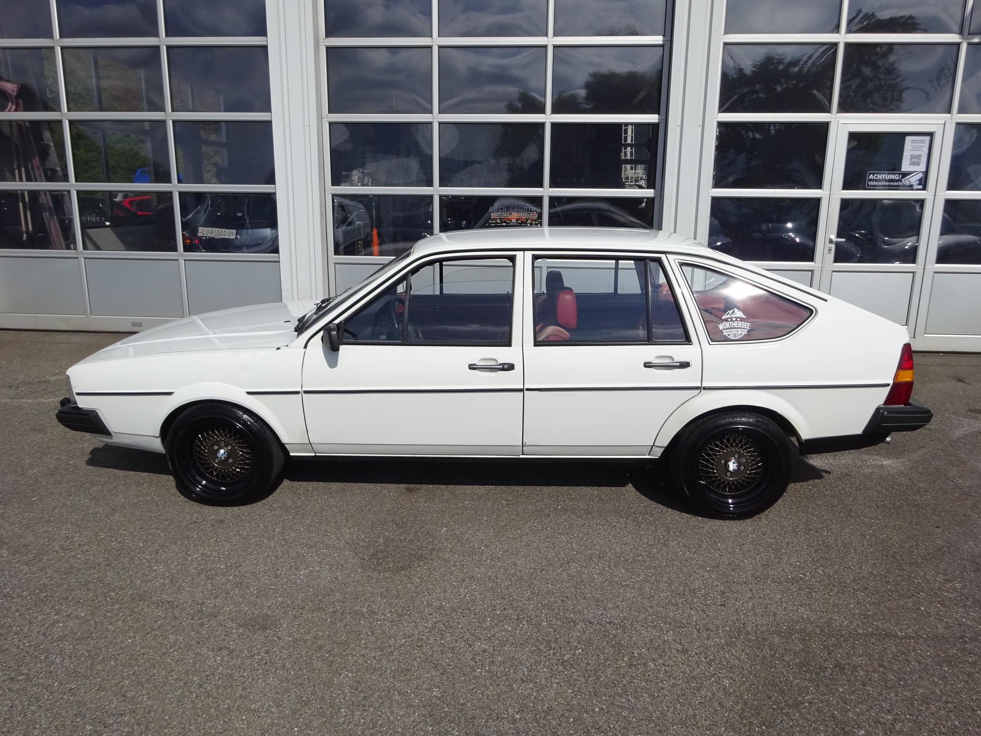 VW PASSAT-image-5