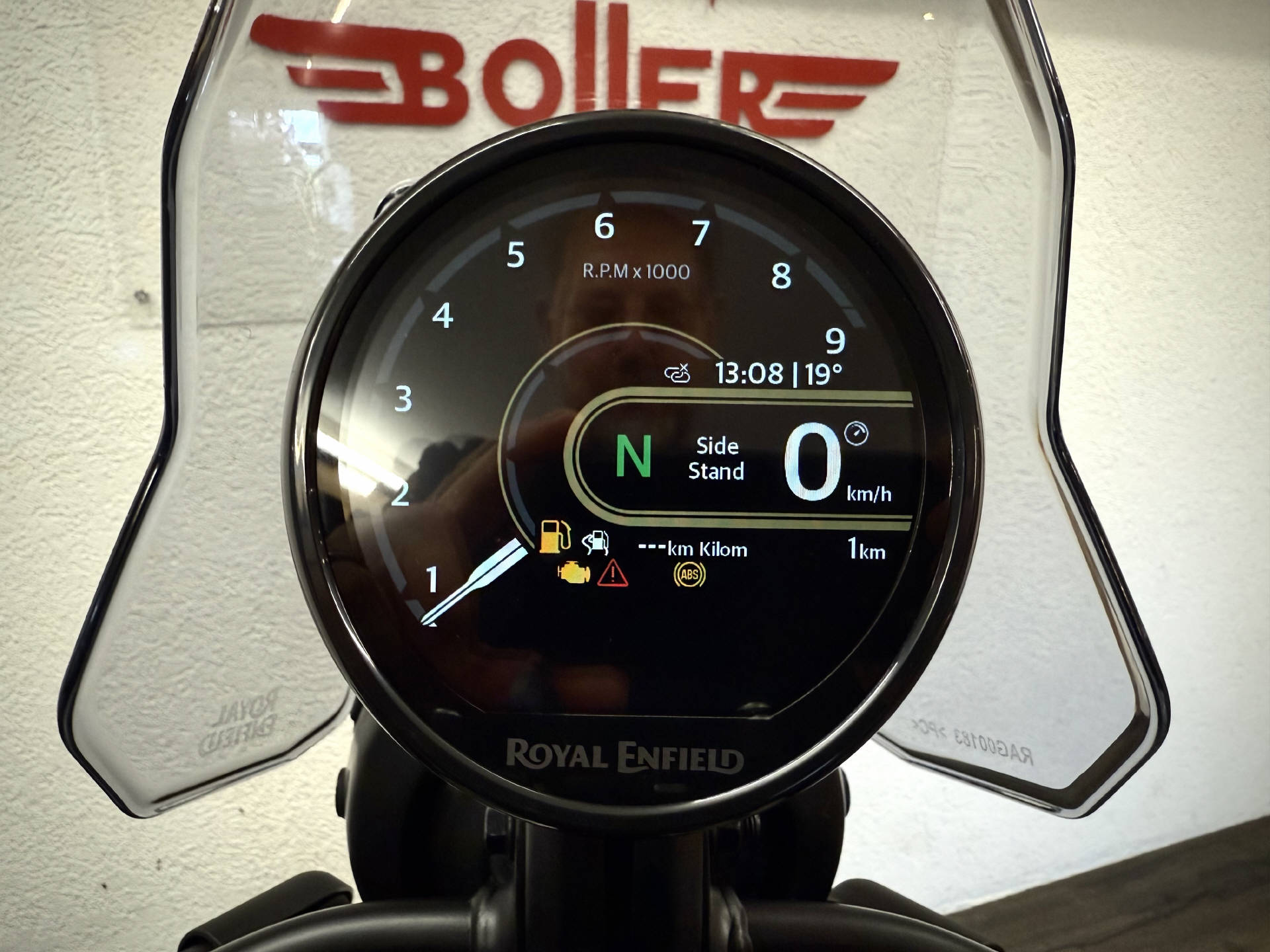 ROYAL ENFIELD Himalayan 452-showroom-element-3