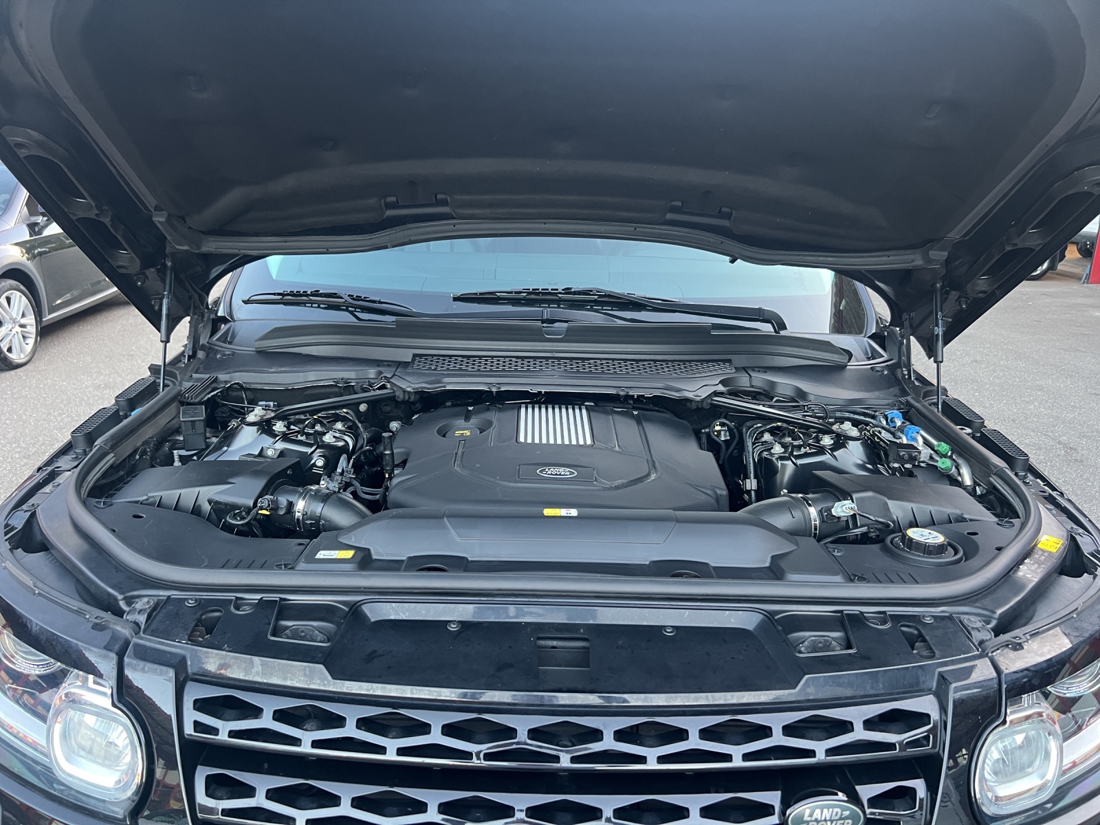 LAND ROVER Range Rover Sport 3.0 SDV6 HSE Dynamic Automatic-image-25