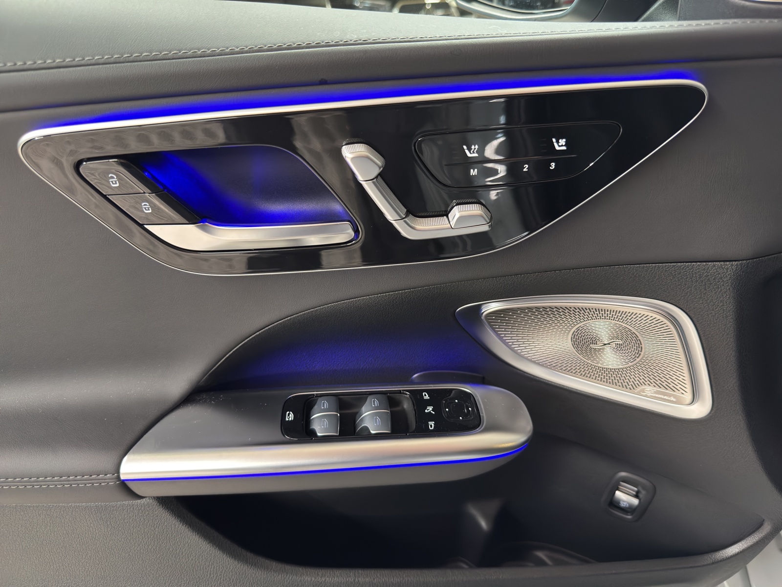MERCEDES-BENZ AMG C 43 4Matic Executive Edition-image-12