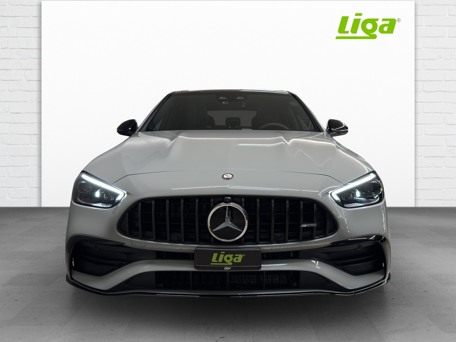 MERCEDES-BENZ AMG C 43 4Matic Executive Edition-showroom-element-2