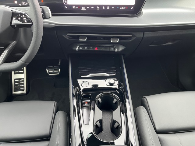 AUDI Q3 SUV 110 kW TFSI S tronic-image-14