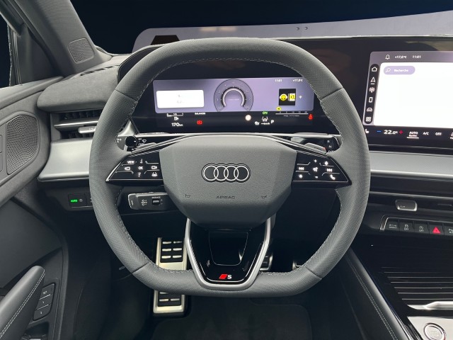 AUDI Q3 SUV 110 kW TFSI S tronic-image-12