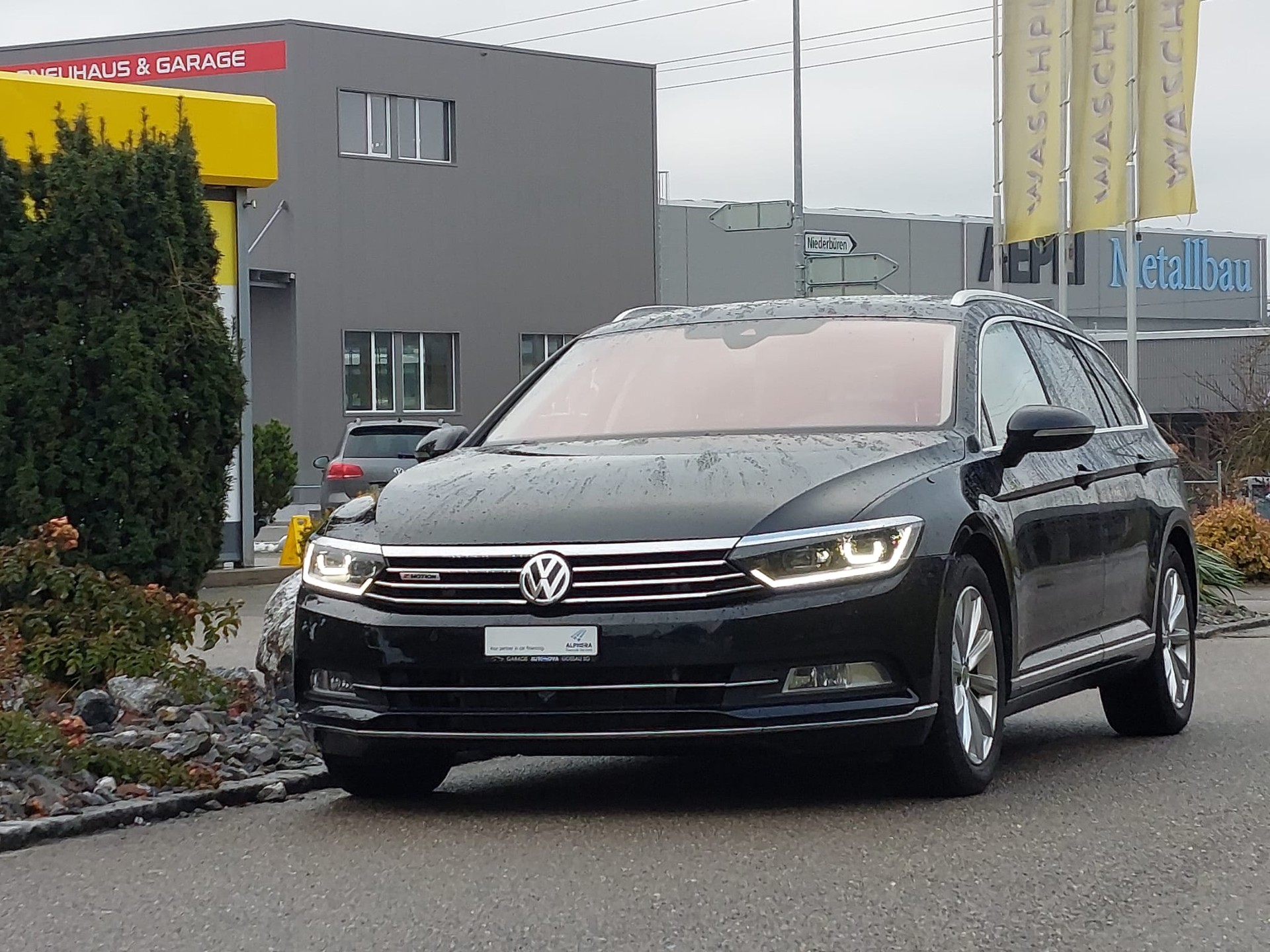 VW Passat Variant 2.0 TDI BMT High. DSG 4Motion-image-2