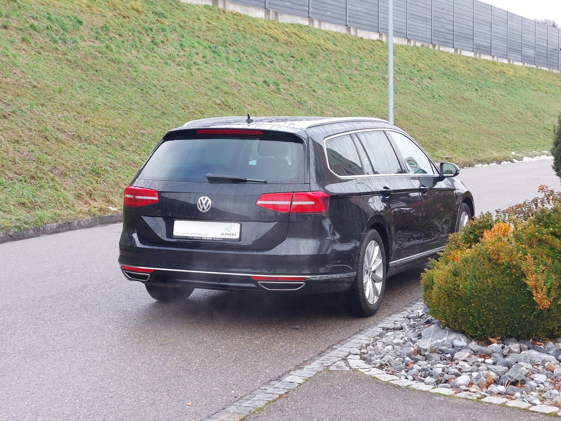 VW Passat Variant 2.0 TDI BMT High. DSG 4Motion-image-3