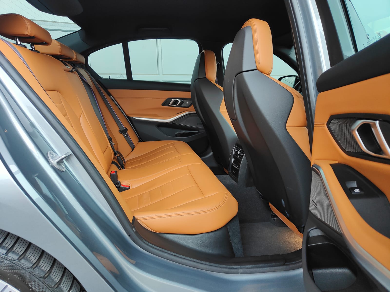 BMW M340i xDrive 48V Steptronic M Sport Pro-image-11