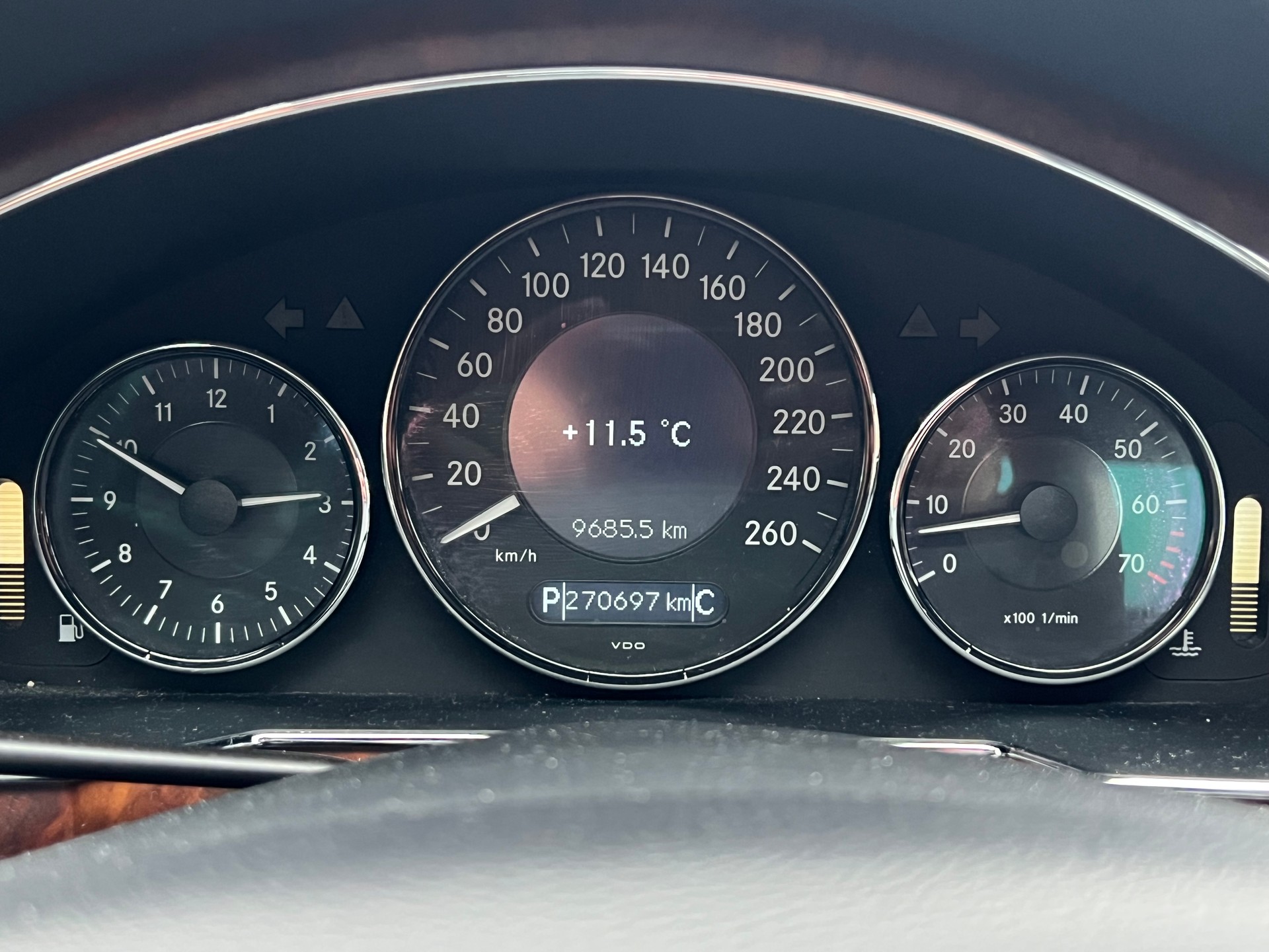 MERCEDES-BENZ CLS 350 7G-Tronic-image-6