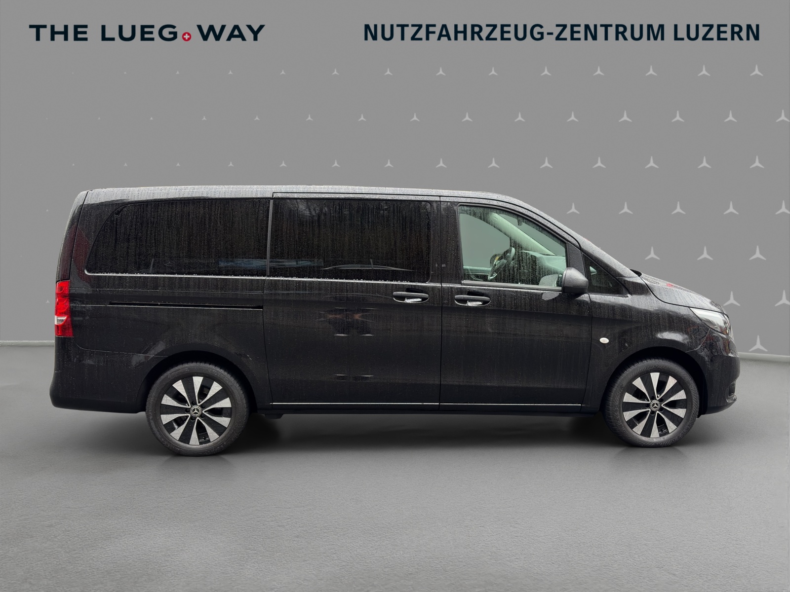 MERCEDES-BENZ Vito 116 CDI Lang Select Tourer 4Matic 9G-Tronic-image-5