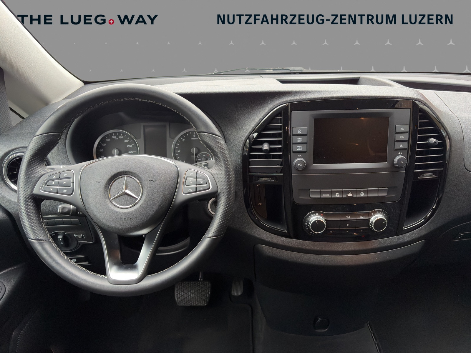 MERCEDES-BENZ Vito 116 CDI Lang Select Tourer 4Matic 9G-Tronic-image-11