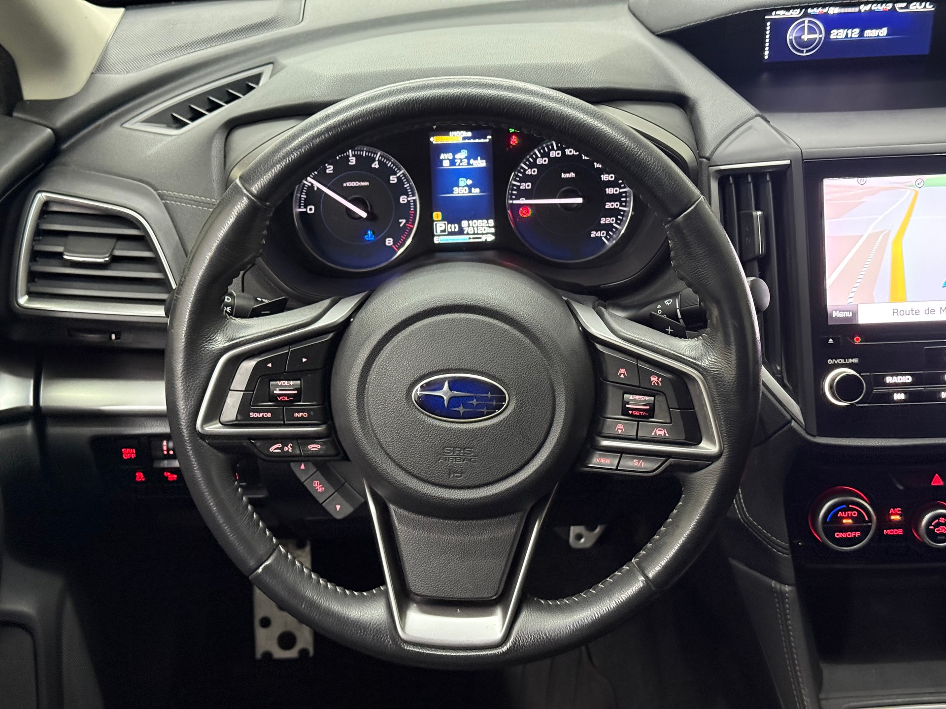 SUBARU Impreza 2.0i e-Boxer Advantage AWD CVT-image-9