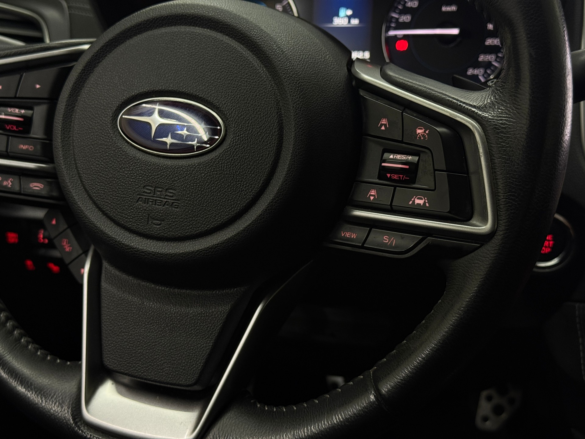 SUBARU Impreza 2.0i e-Boxer Advantage AWD CVT-image-14