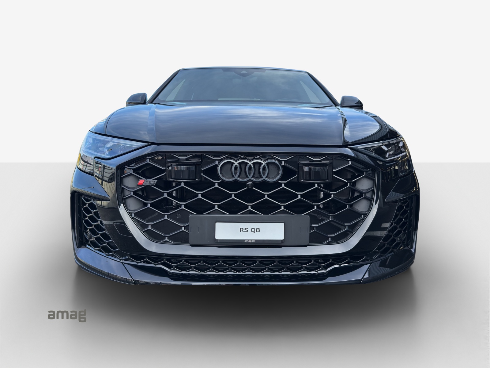 AUDI RSQ8 performance quattro-image-6