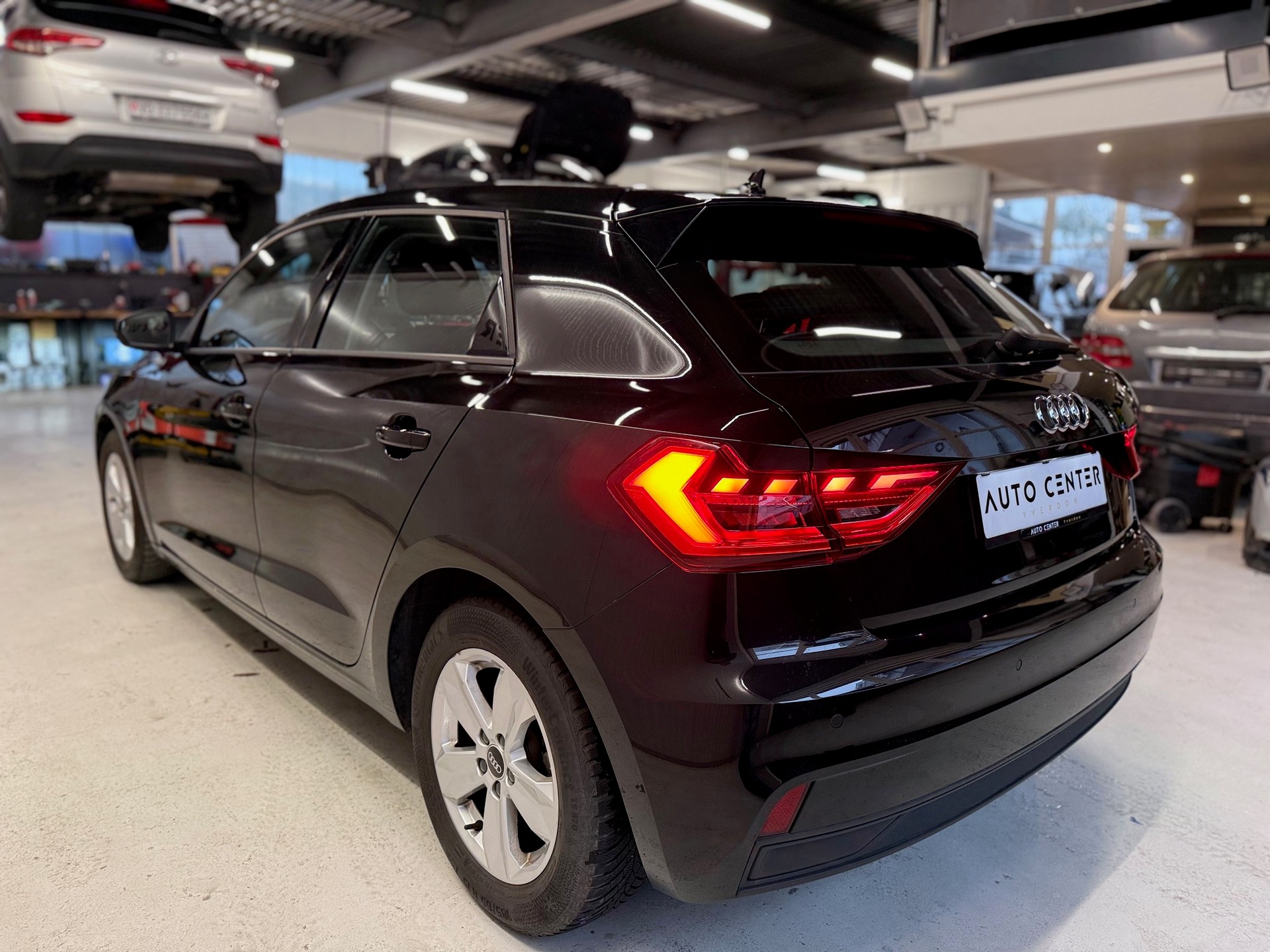 AUDI A1 Sportback 30 TFSI advanced S-tronic-showroom-element-3