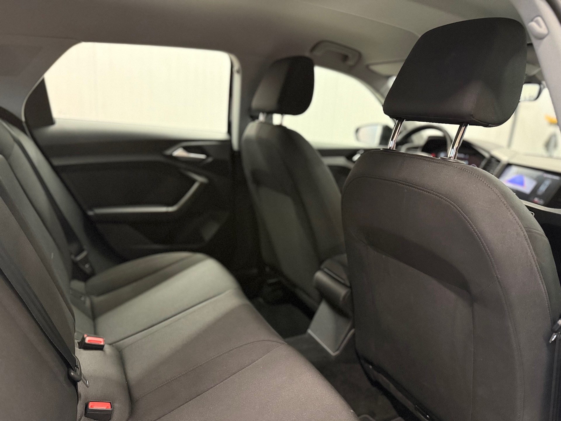 AUDI A1 Sportback 30 TFSI advanced S-tronic-image-8