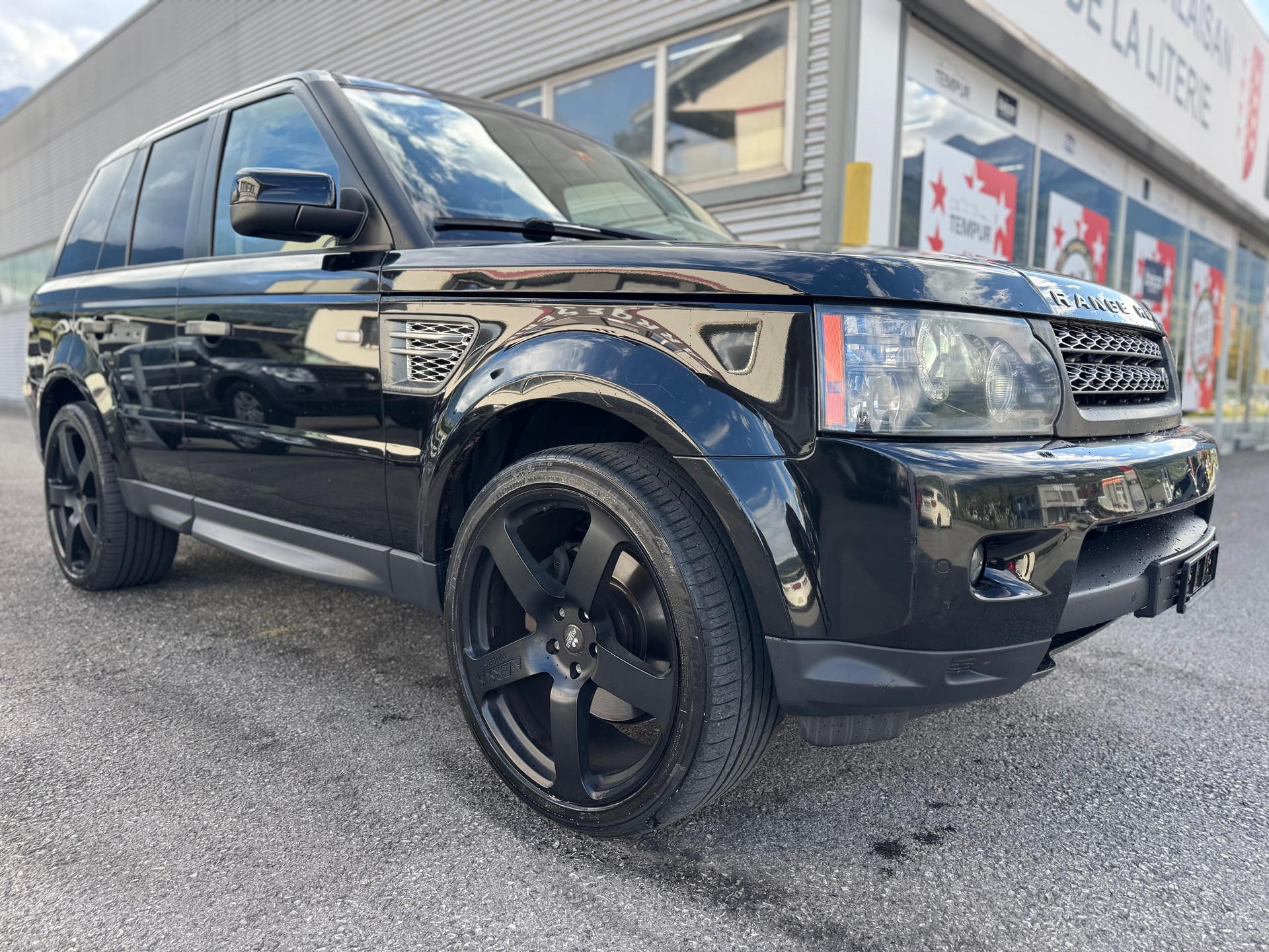 LAND ROVER Range Rover Sport 3.6 TDV8 HSE Automatic-image-2