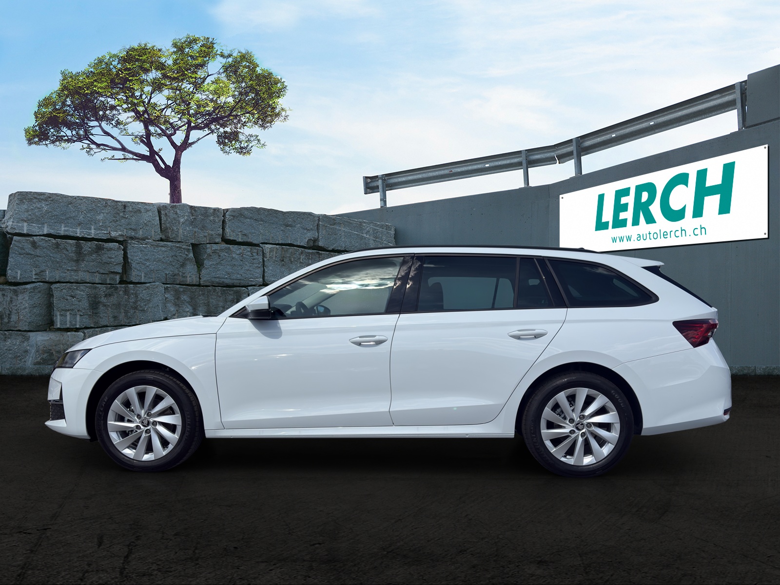 SKODA Octavia Combi 2.0 TDI DSG Selection-image-2