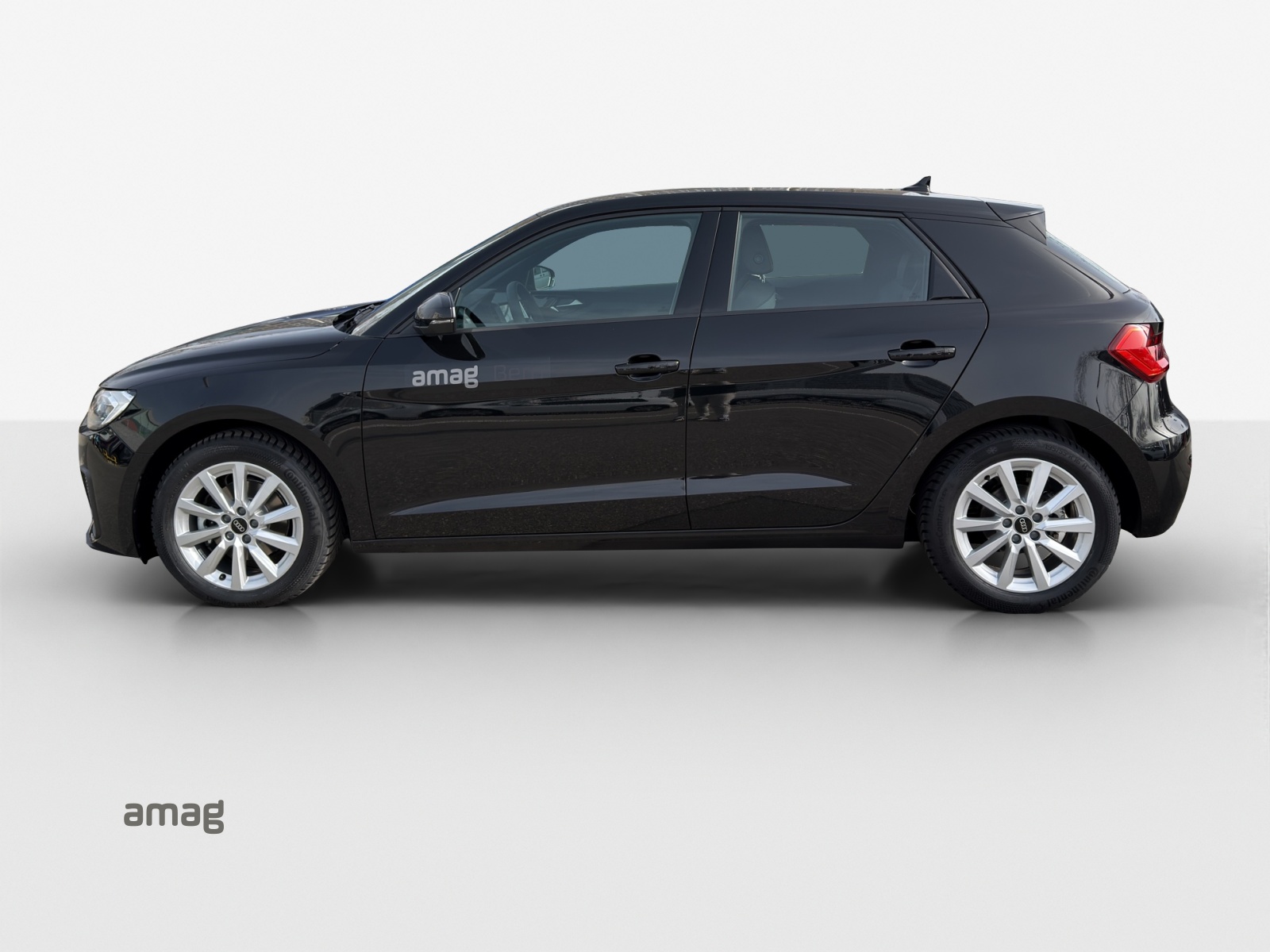 AUDI A1 Sportback 30 TFSI Attraction S-tronic-image-1
