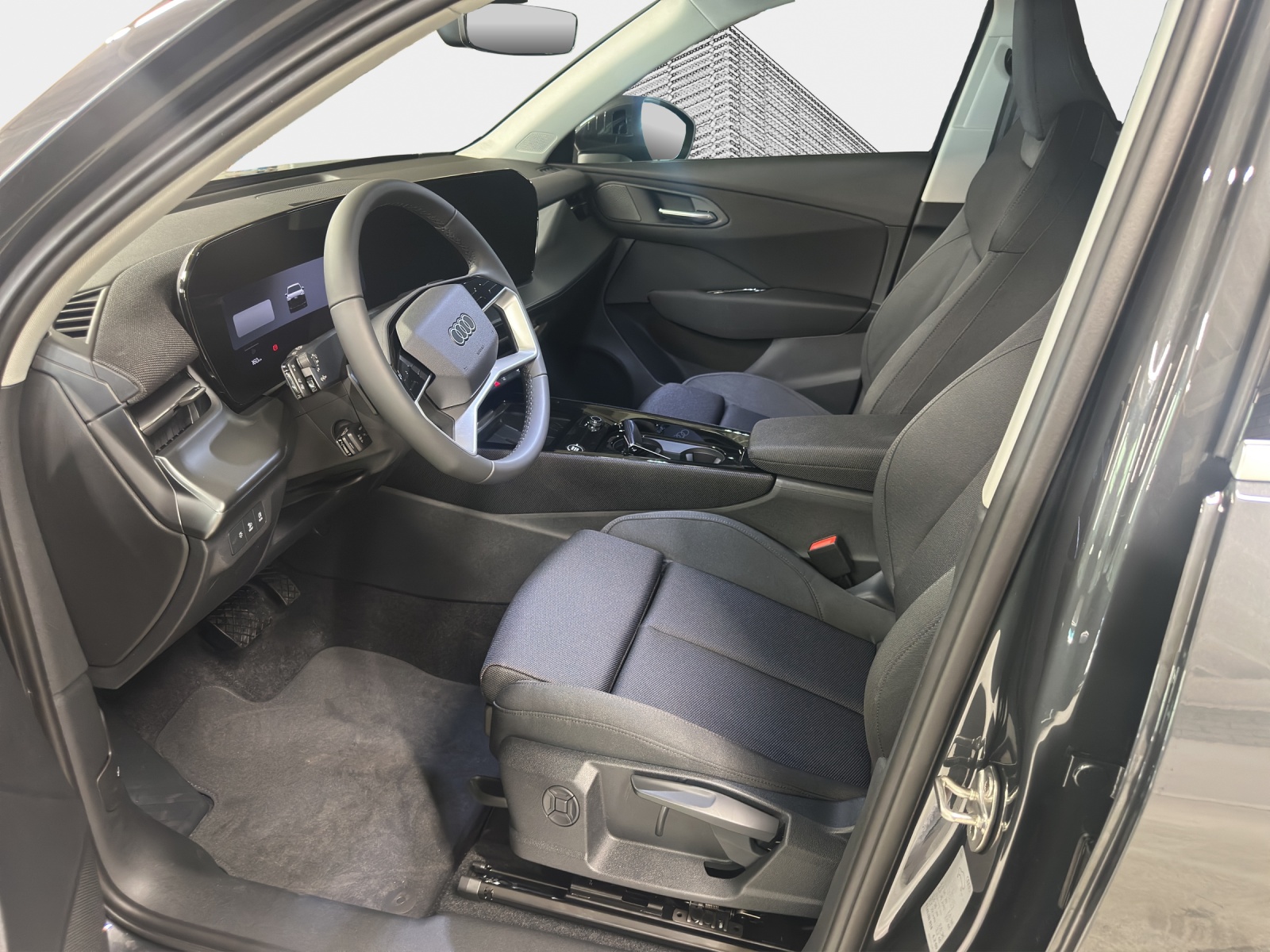 AUDI Q3 SUV 110 kW TFSI S tronic-image-9