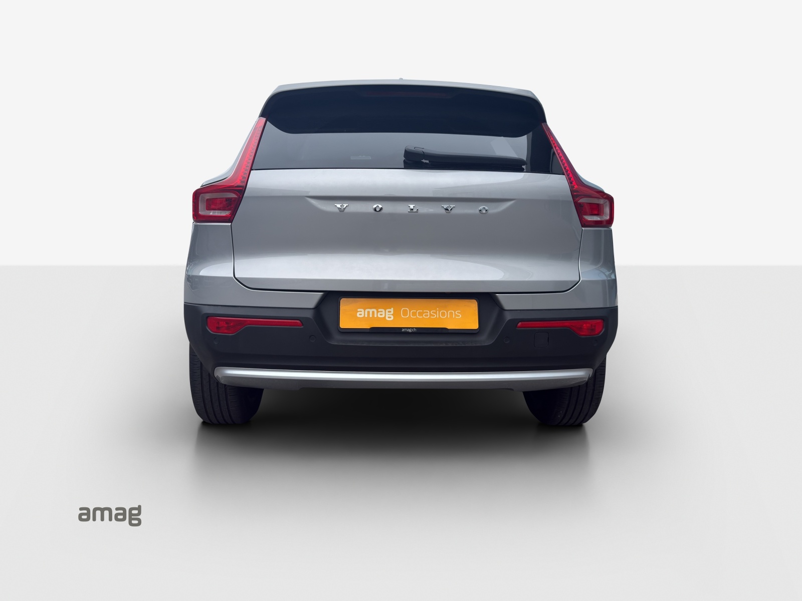 VOLVO XC40 T2 Core Geartronic-image-3