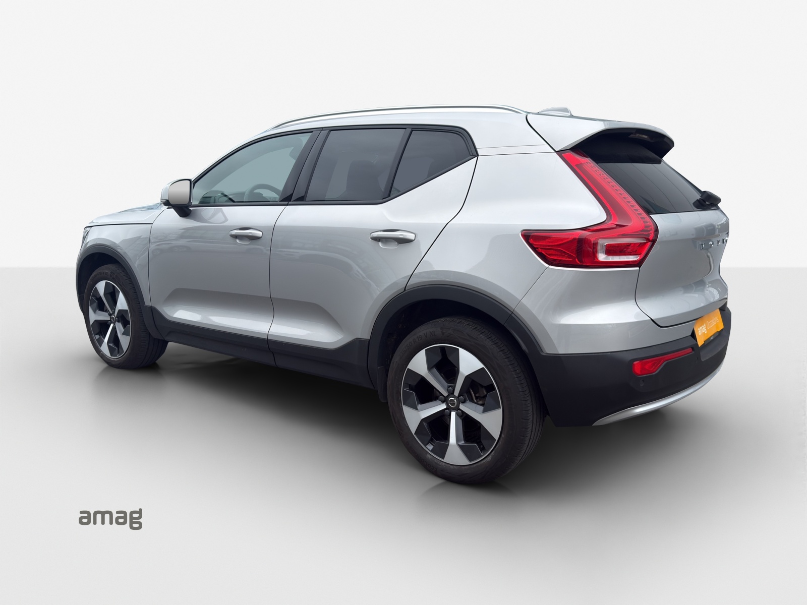 VOLVO XC40 T2 Core Geartronic-image-2