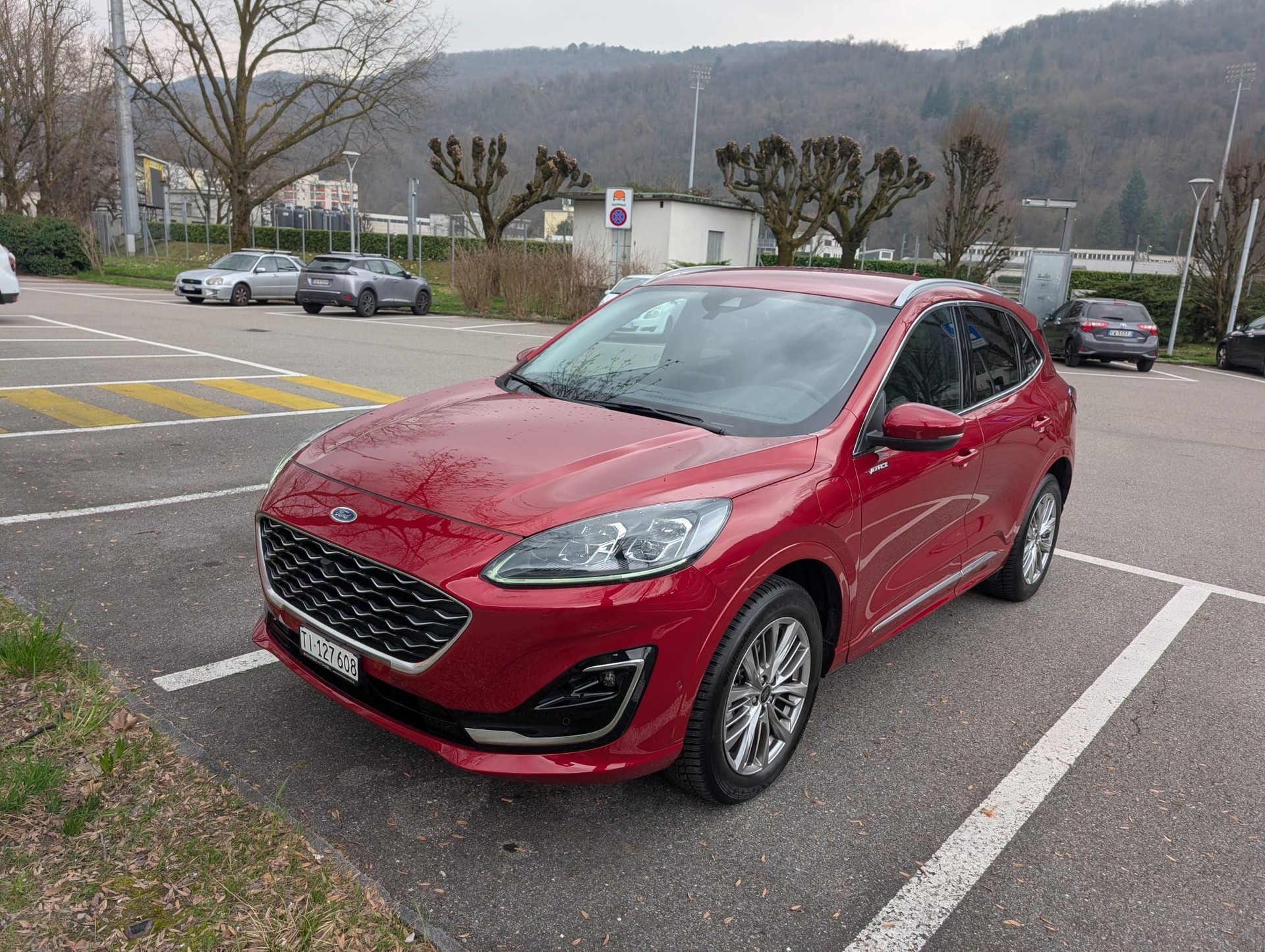 FORD Kuga 2.5 PHEV Vignale 2WD-image-0