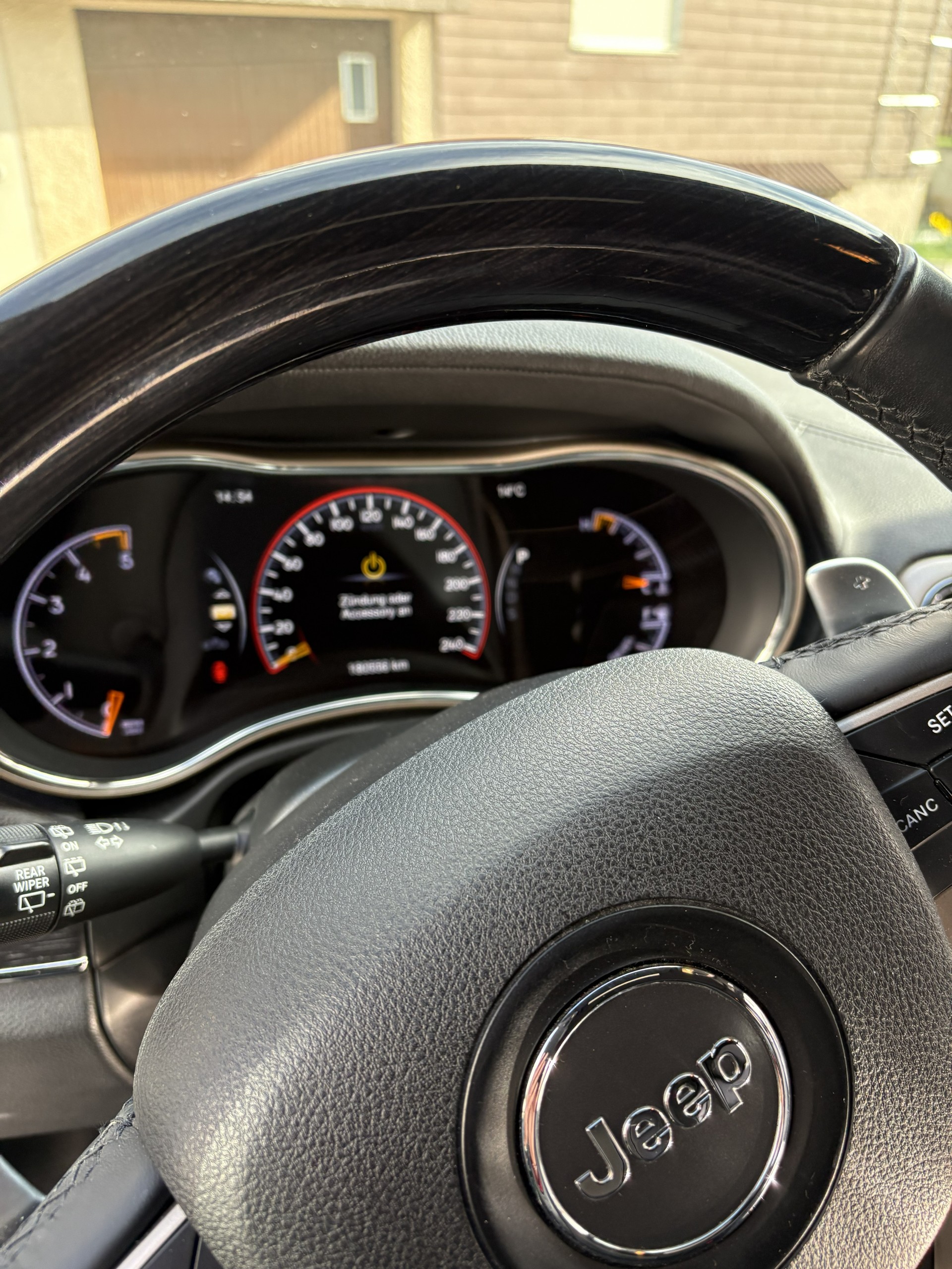 JEEP Grand Cherokee 3.0 CRD Summit Automatic-image-5