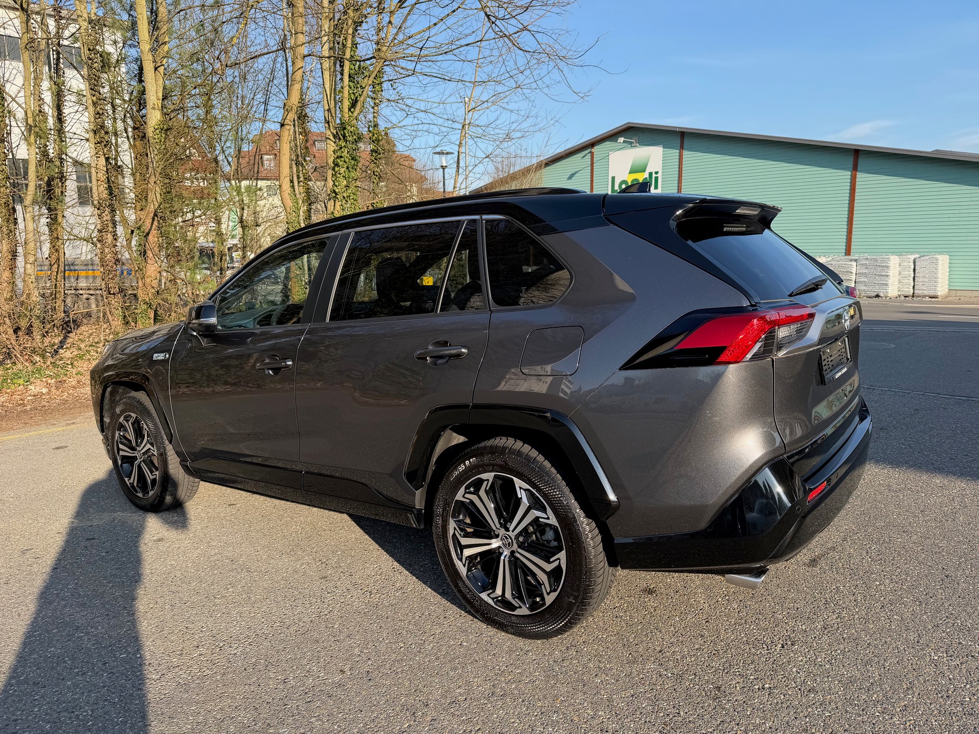 TOYOTA RAV-4 2.5 PHEV Platinum e-CVT 4WD-showroom-element-2