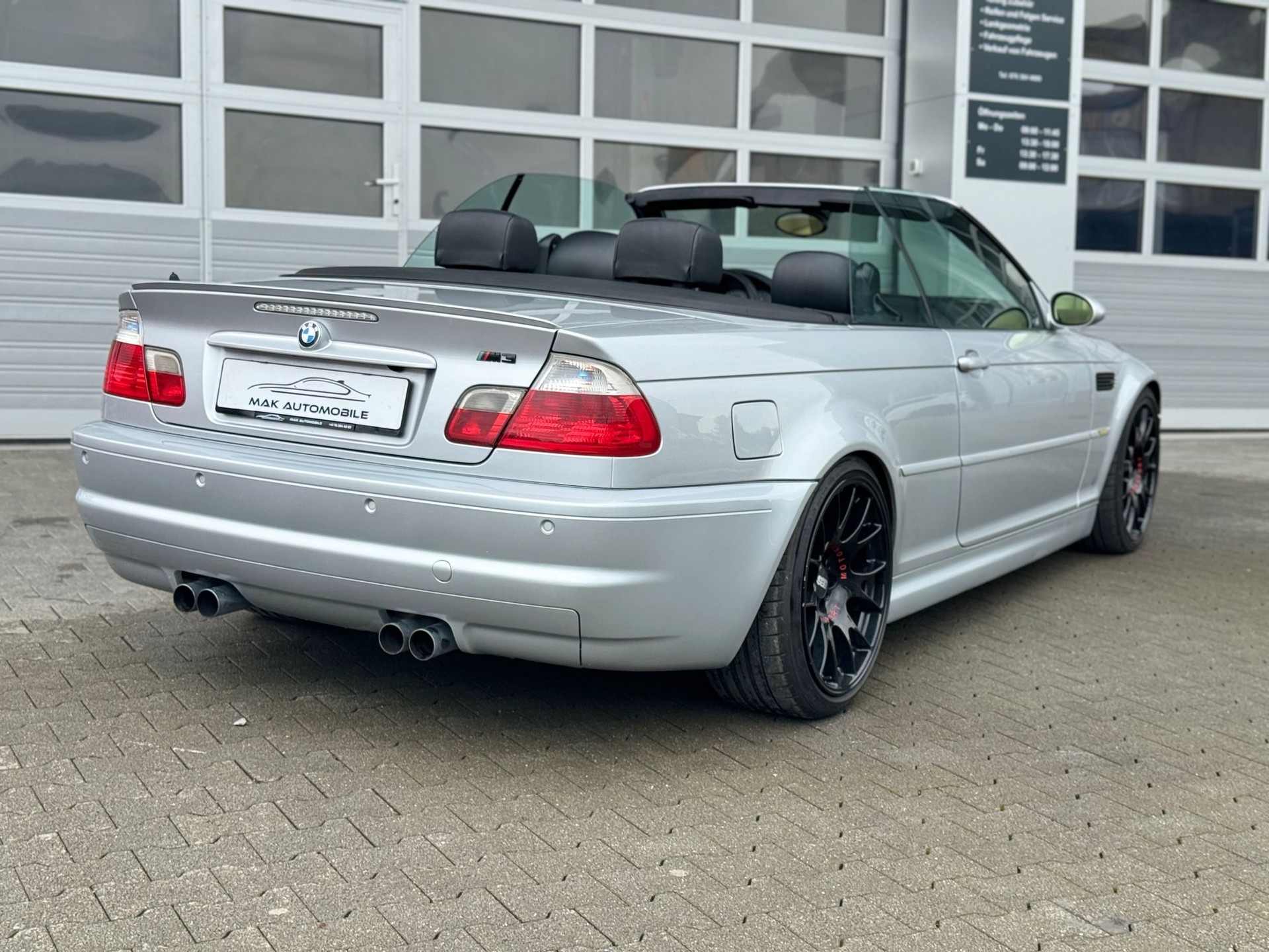 BMW M3 Cabriolet-image-9