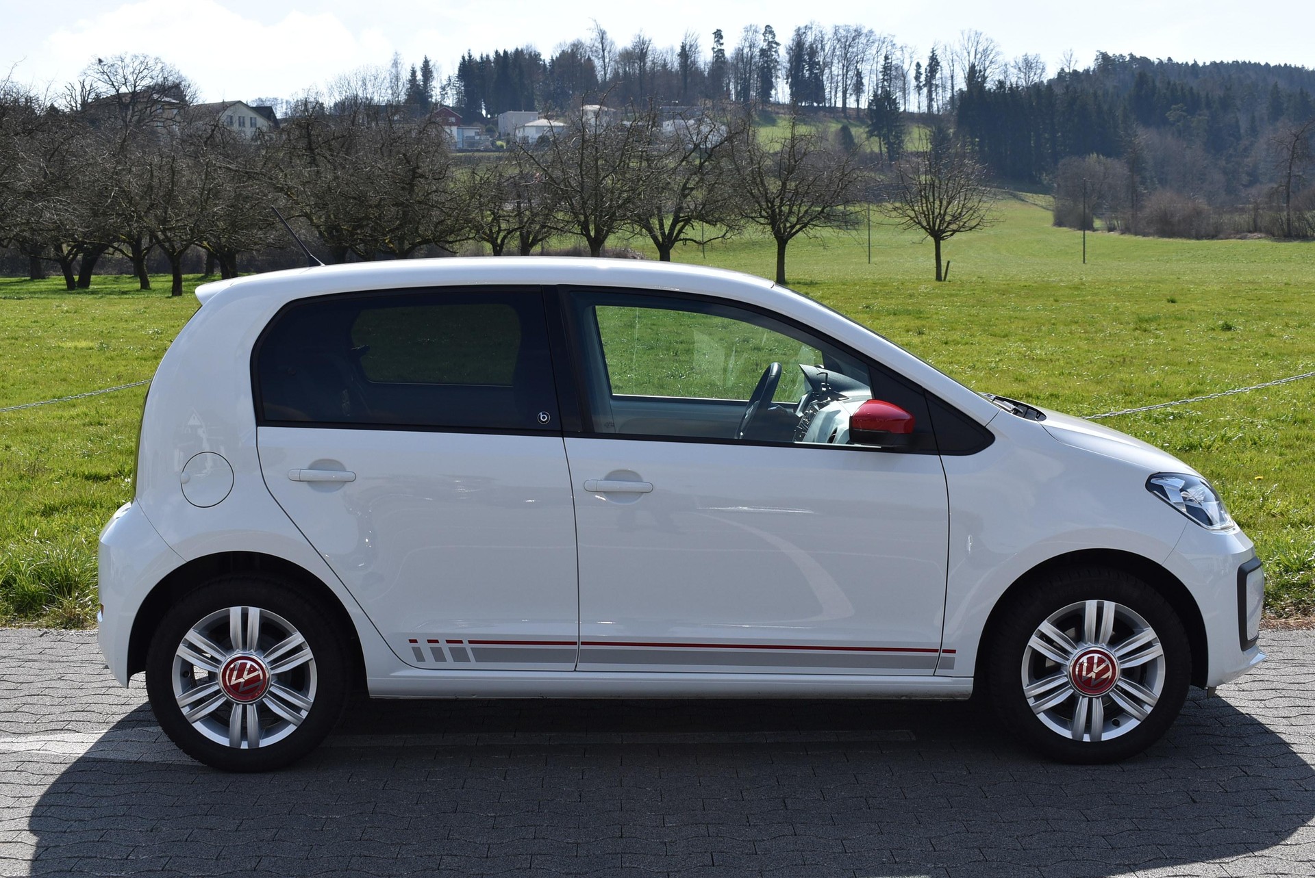 VW Up 1.0 MPI 65 BMT Beats-image-5