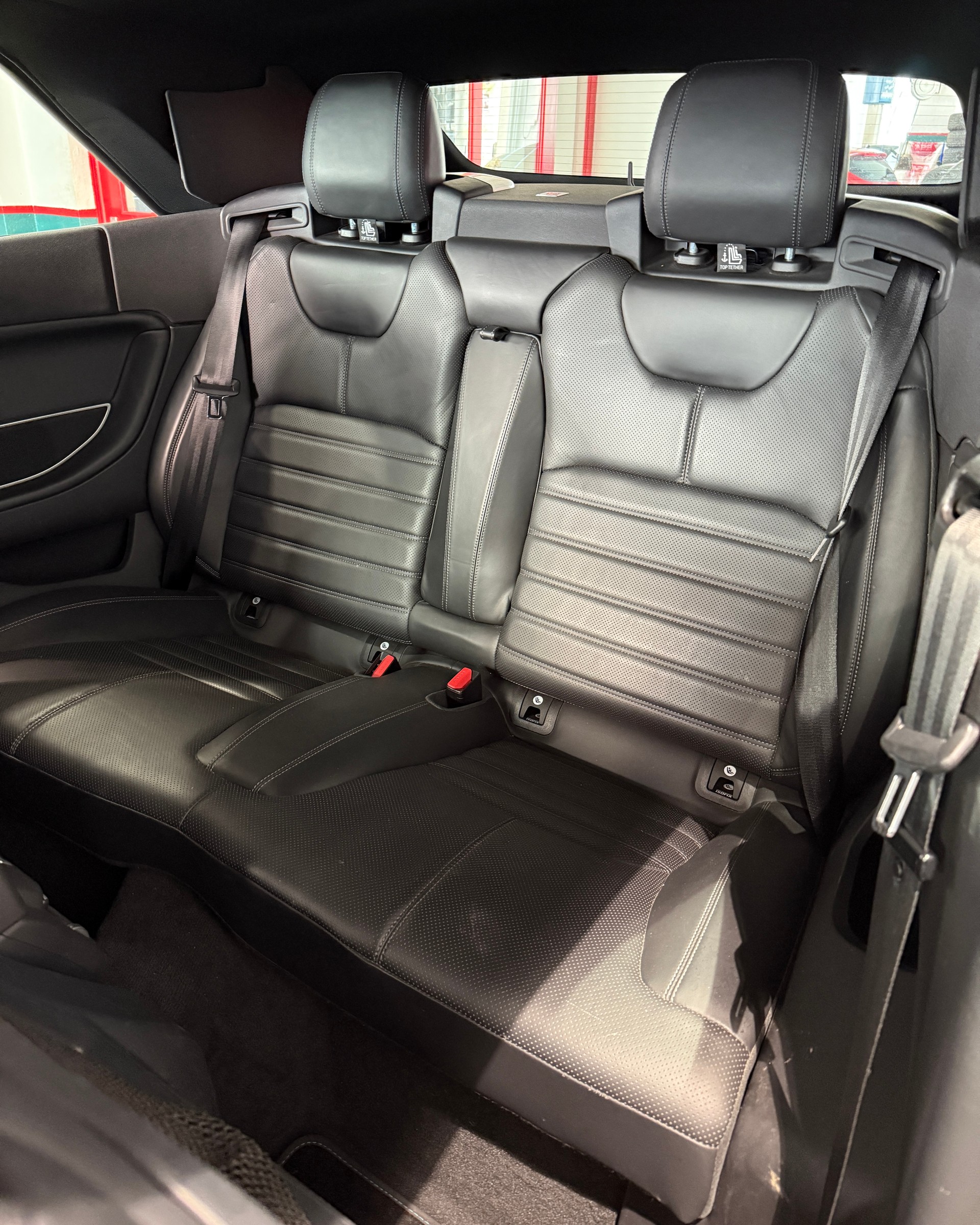 LAND ROVER Range Rover Evoque Hello Snow limited edition Convert. 2.0 Si4 SE Dynamic AT9-image-21