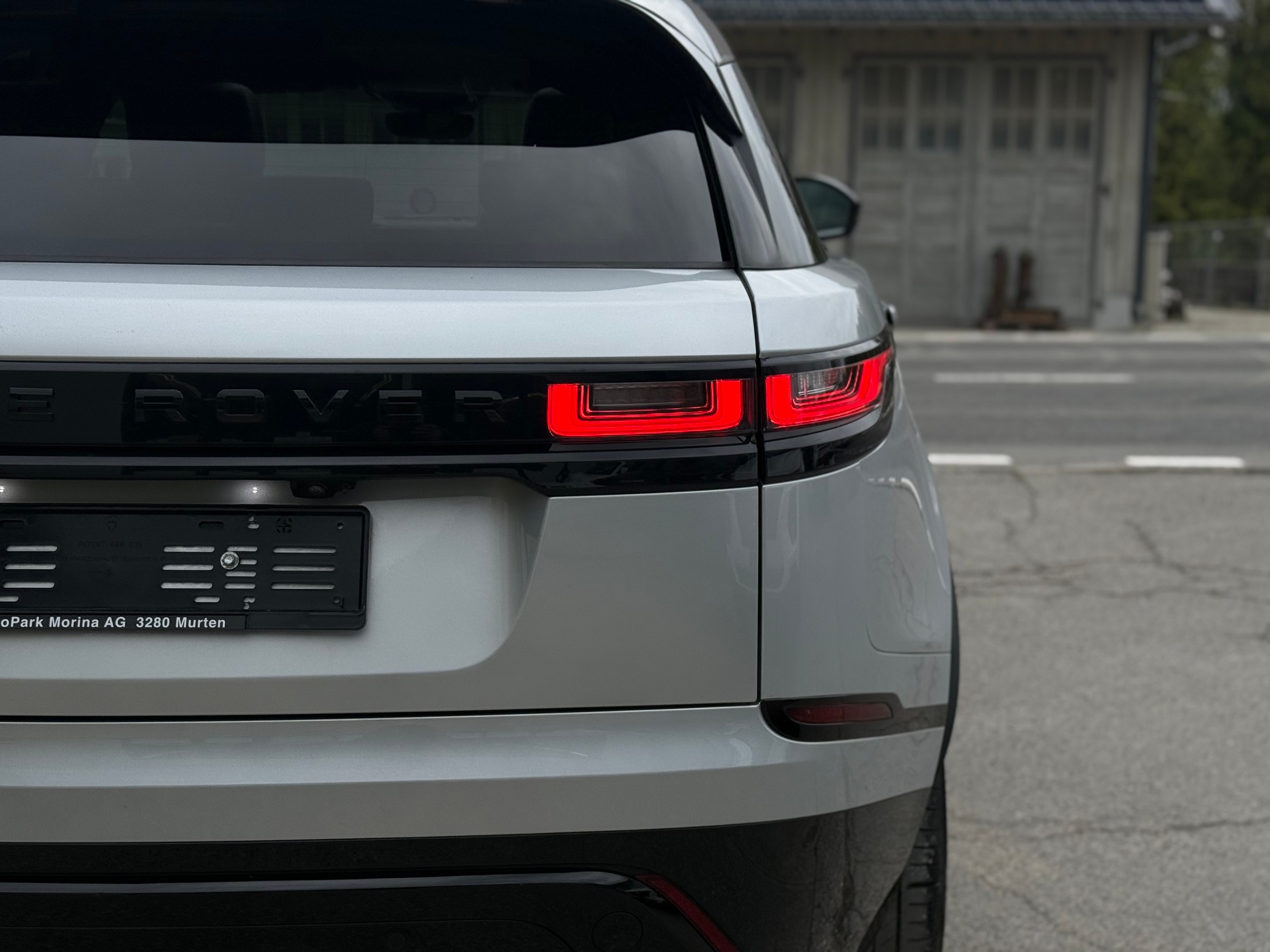 LAND ROVER Range Rover Velar R-Dynamic P 300 S Automatic-image-7