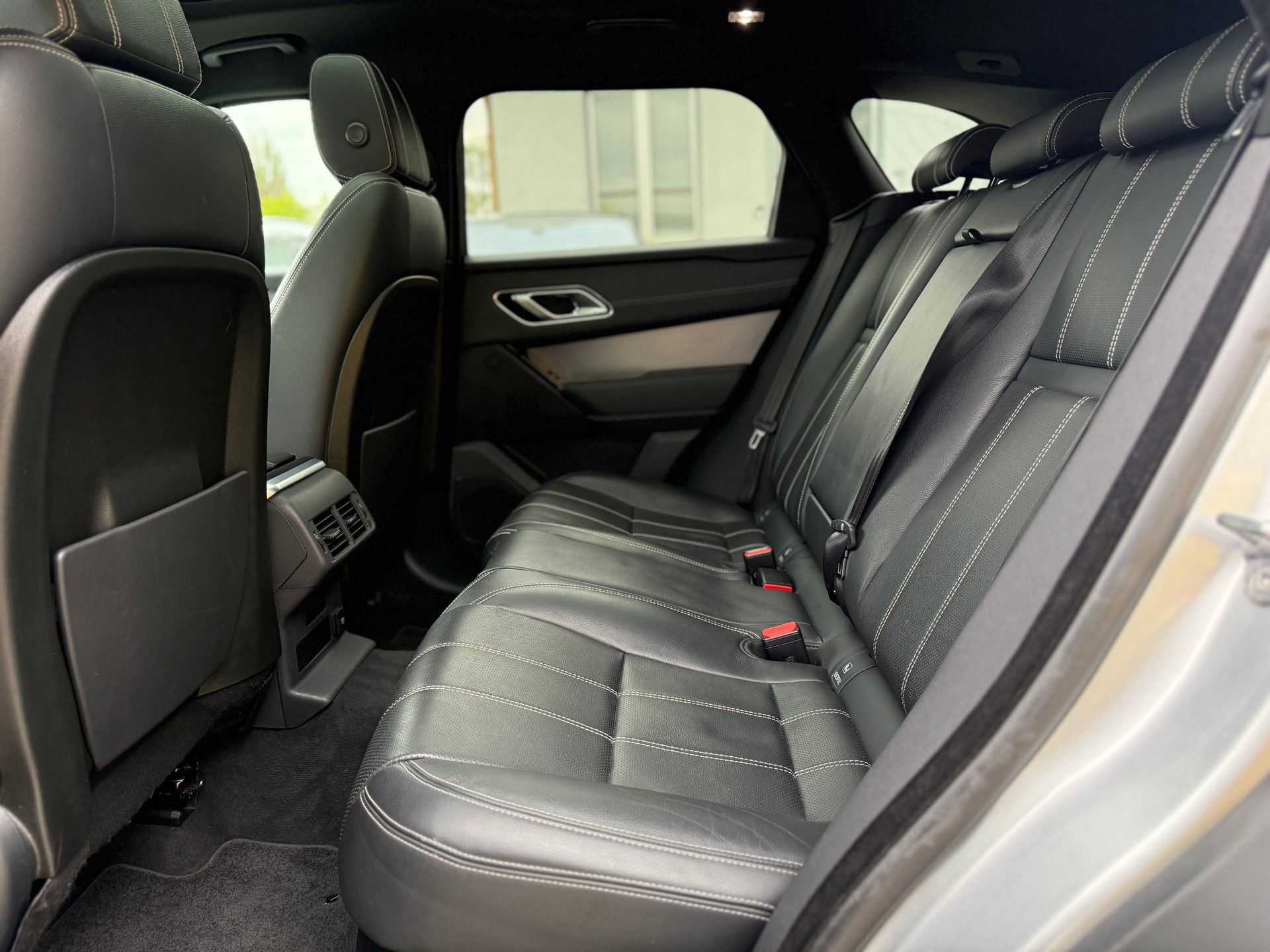 LAND ROVER Range Rover Velar R-Dynamic P 300 S Automatic-image-10