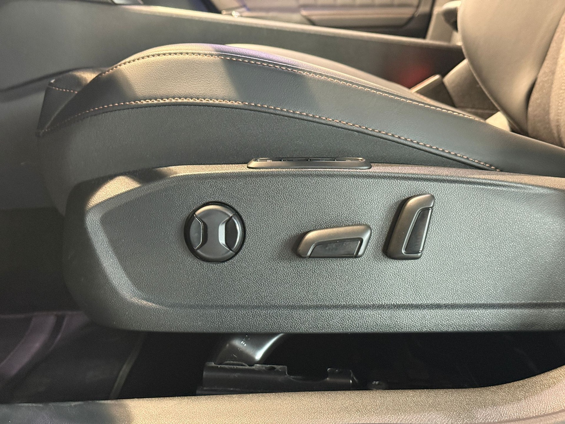 CUPRA Formentor 1.4 e-HYBRID pHEV VZ DSG-image-4