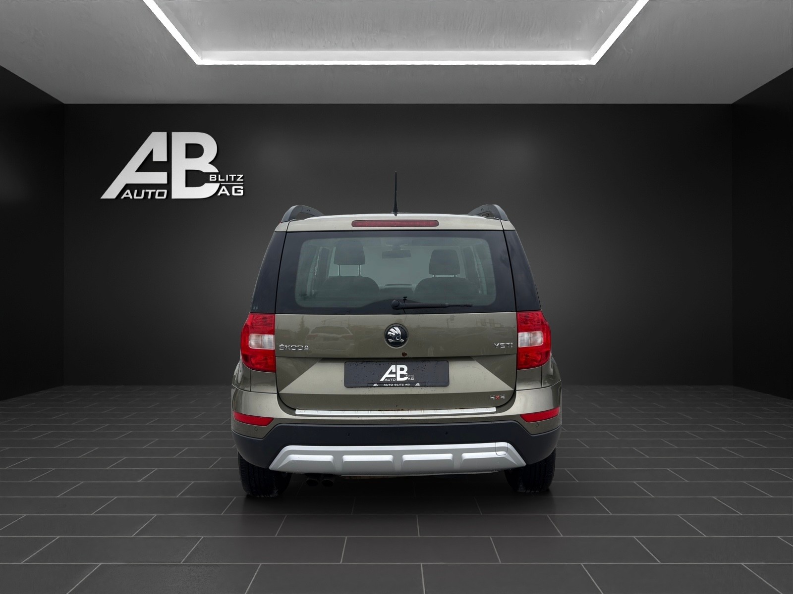 SKODA Yeti 2.0 TDI Active 4x4-image-3