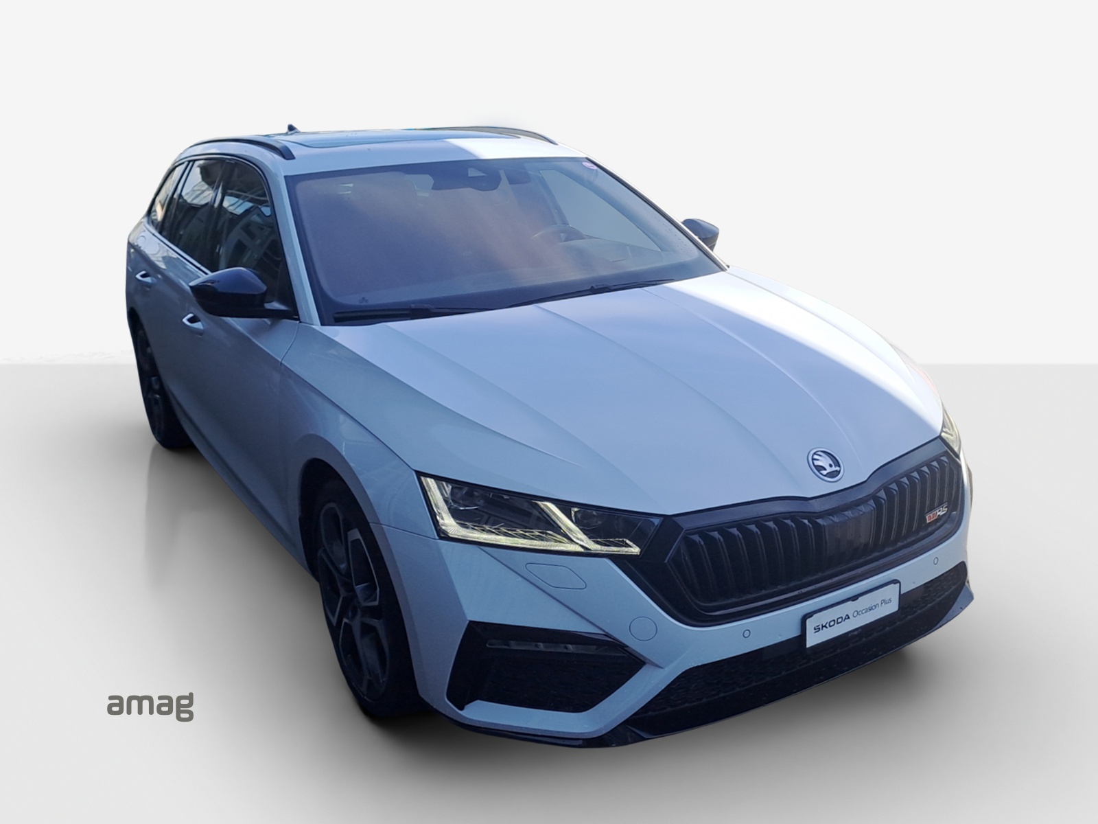 SKODA Octavia Combi 2.0 TSI DSG RS-image-15