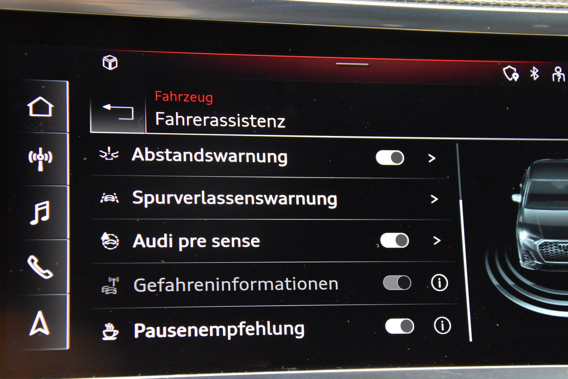 AUDI Q3 Sportback 40 TFSI S line quattro S-tronic-image-10