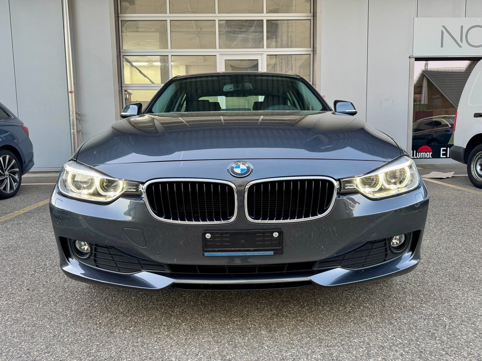 BMW 320d Sport Line Steptronic-image-1