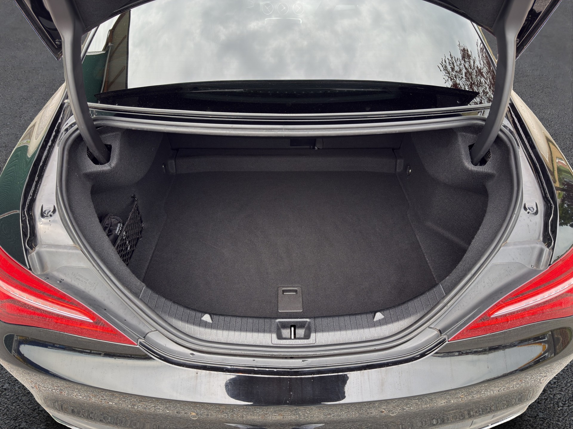 MERCEDES-BENZ CLA 200 Urban-image-13