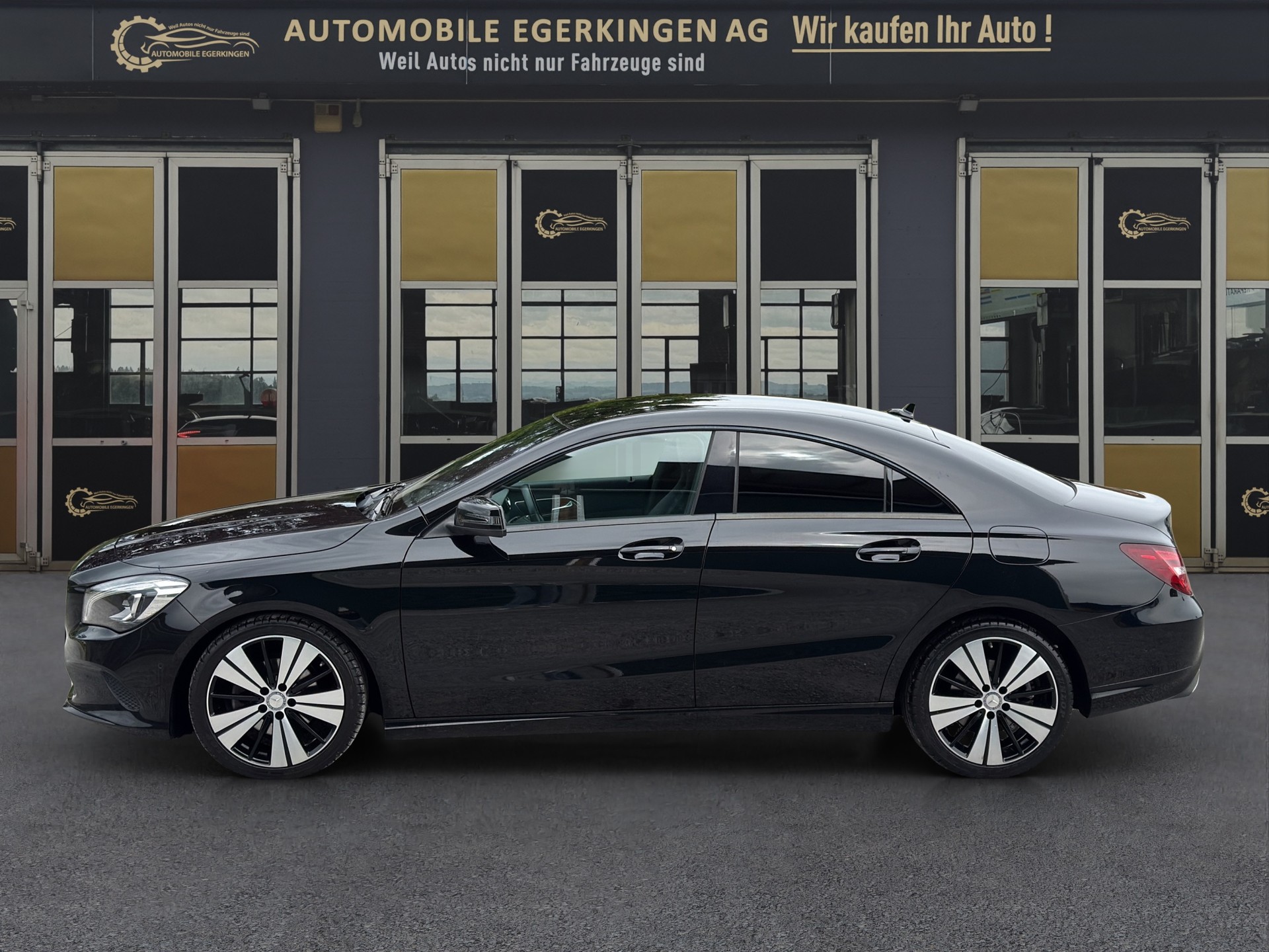 MERCEDES-BENZ CLA 200 Urban-image-7