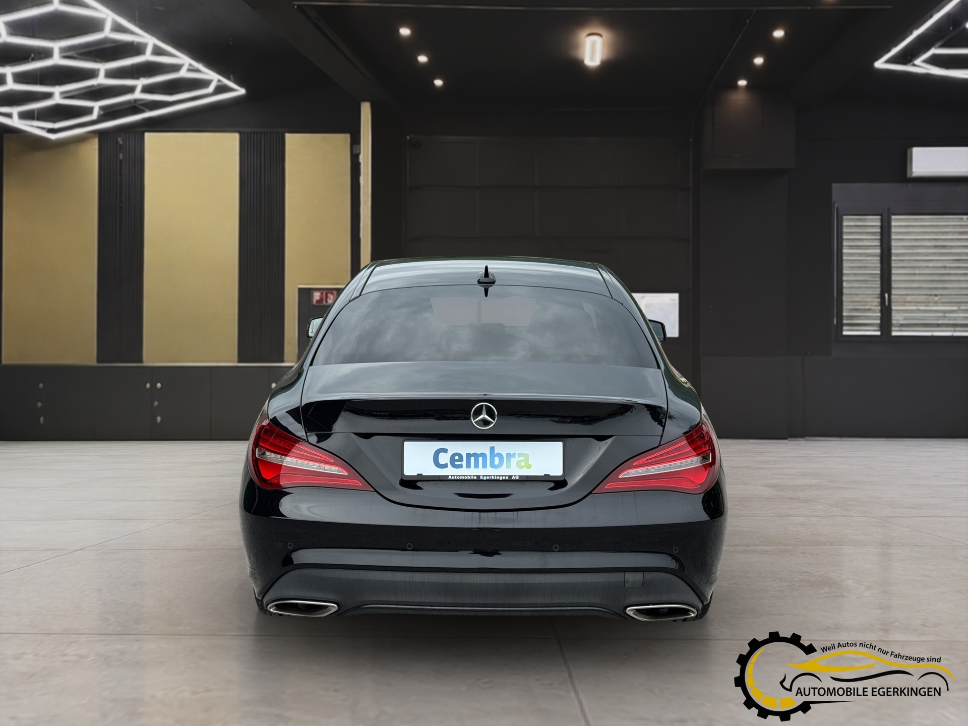 MERCEDES-BENZ CLA 200 Urban-image-5