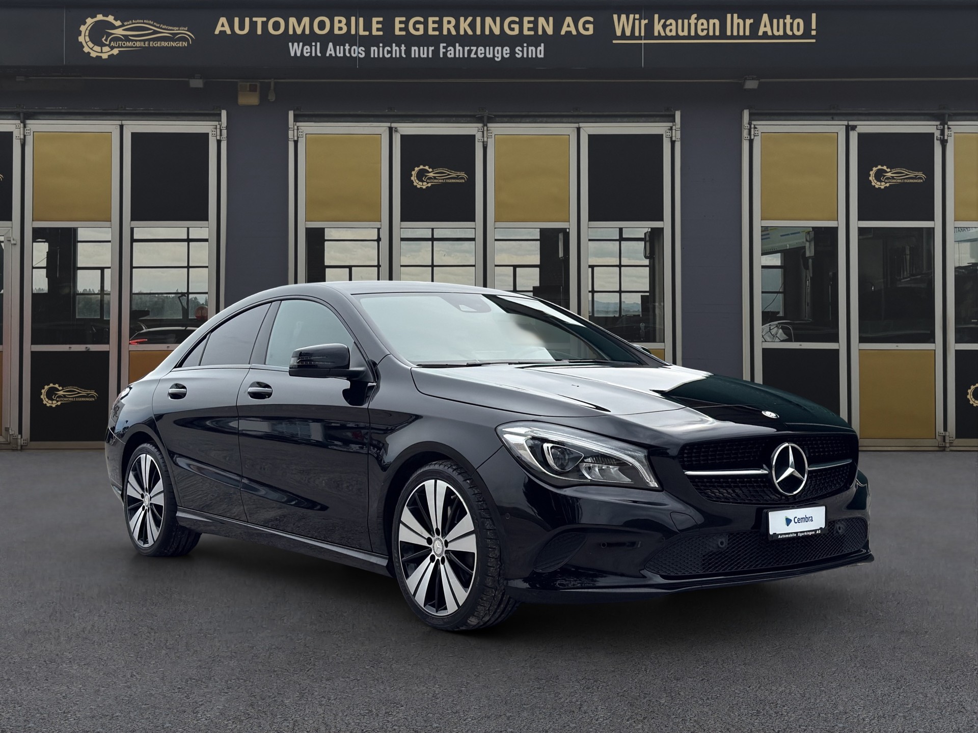 MERCEDES-BENZ CLA 200 Urban-image-2
