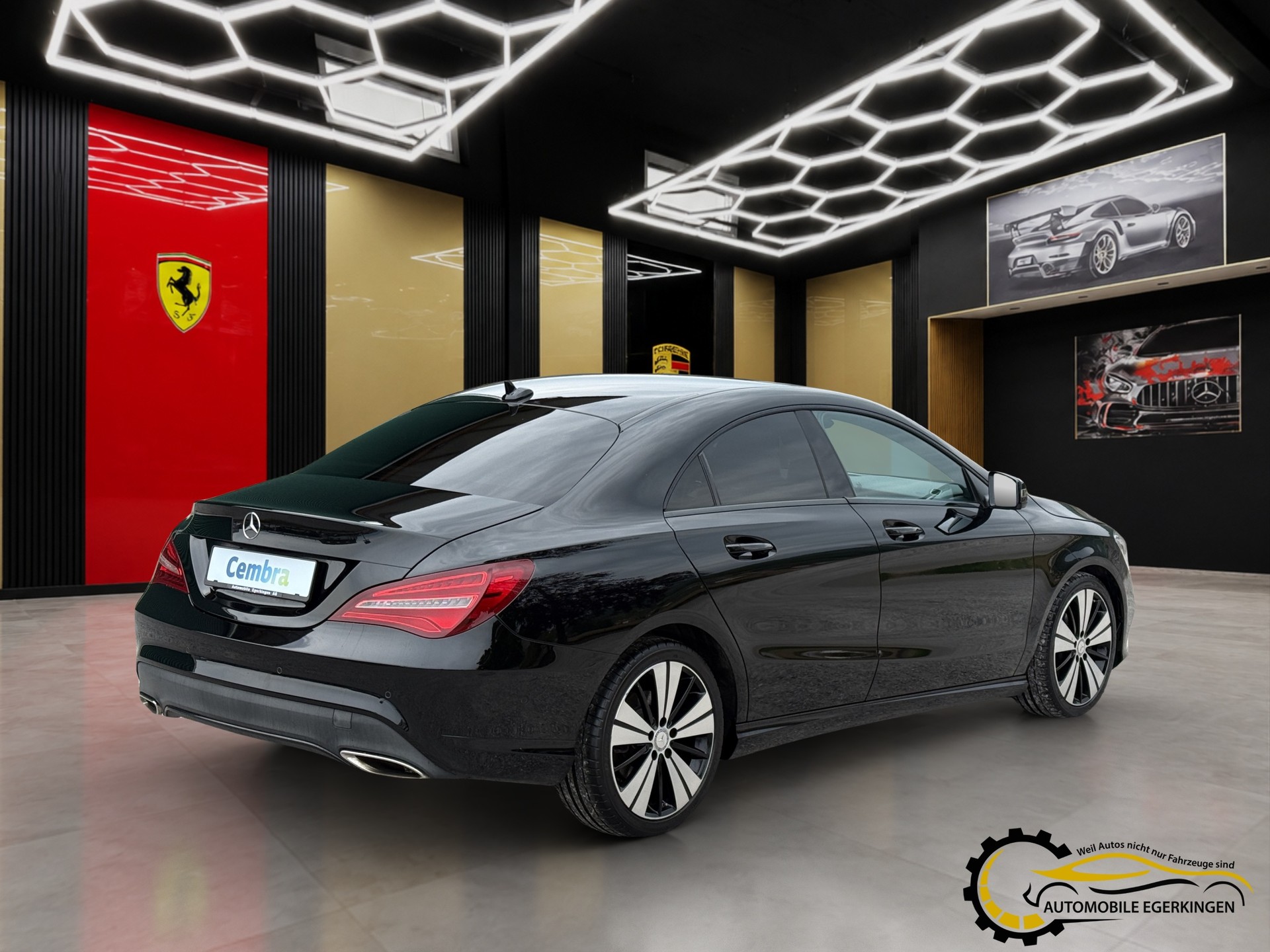 MERCEDES-BENZ CLA 200 Urban-image-4