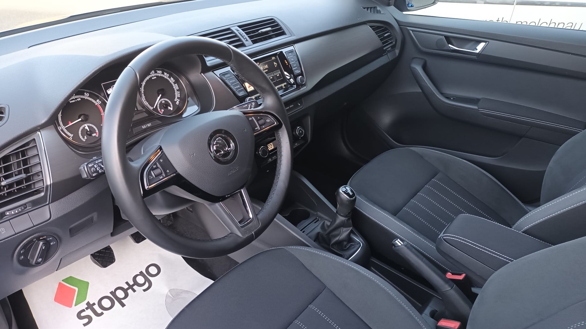 SKODA Fabia 1.0 TSI Style-image-8