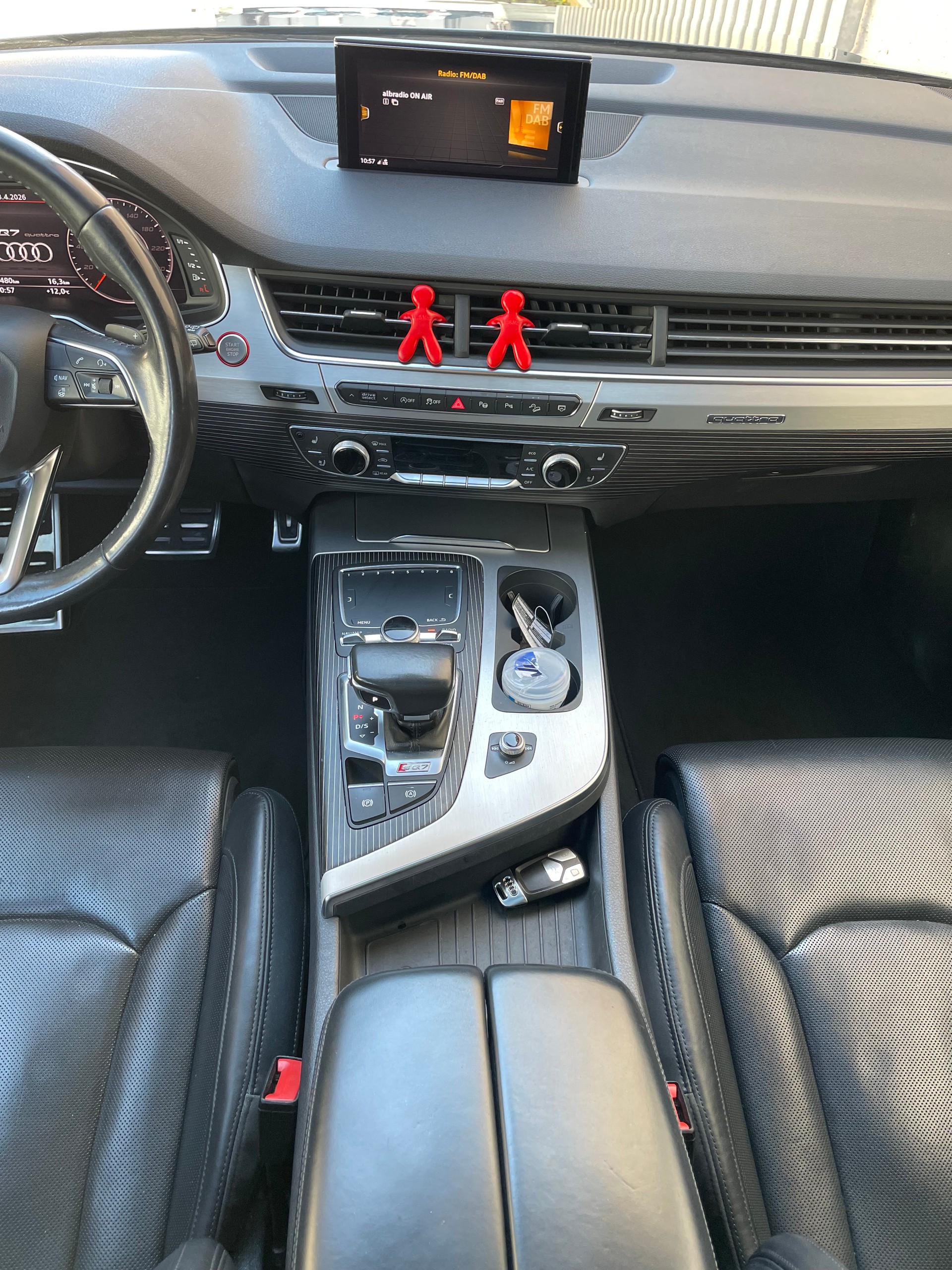 AUDI 4.0 V8 TDI quattro T-Tronic-image-11