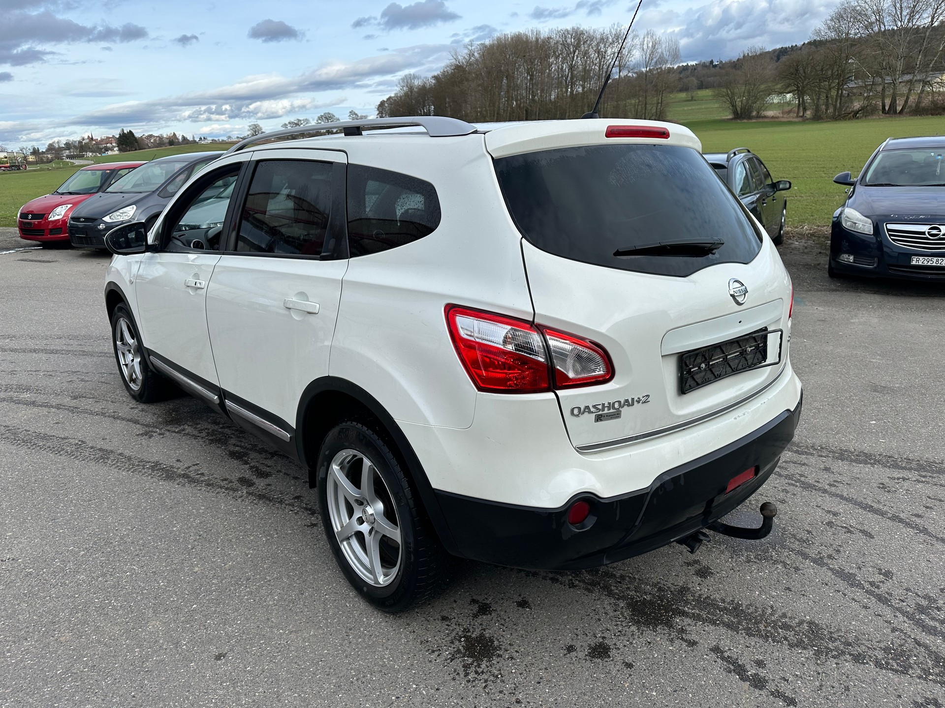 NISSAN Qashqai +2 2.0 4WD 360 XTronic CVT-image-2