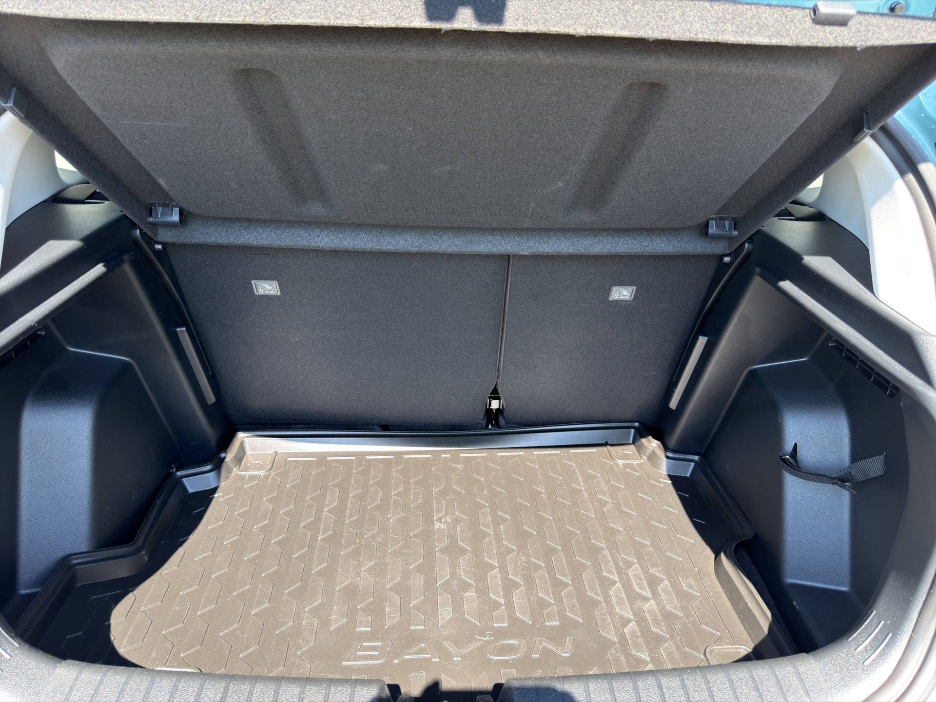 HYUNDAI Bayon 1.0 T-GDi Amplia DCT-image-11